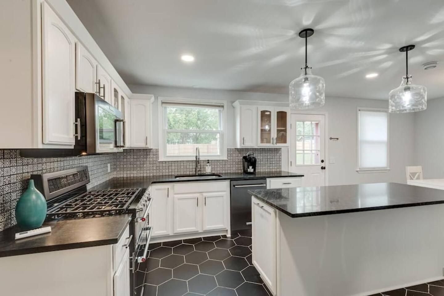 Oasis Of Nashville, With A Pool And Hot Tub ! * Nashville