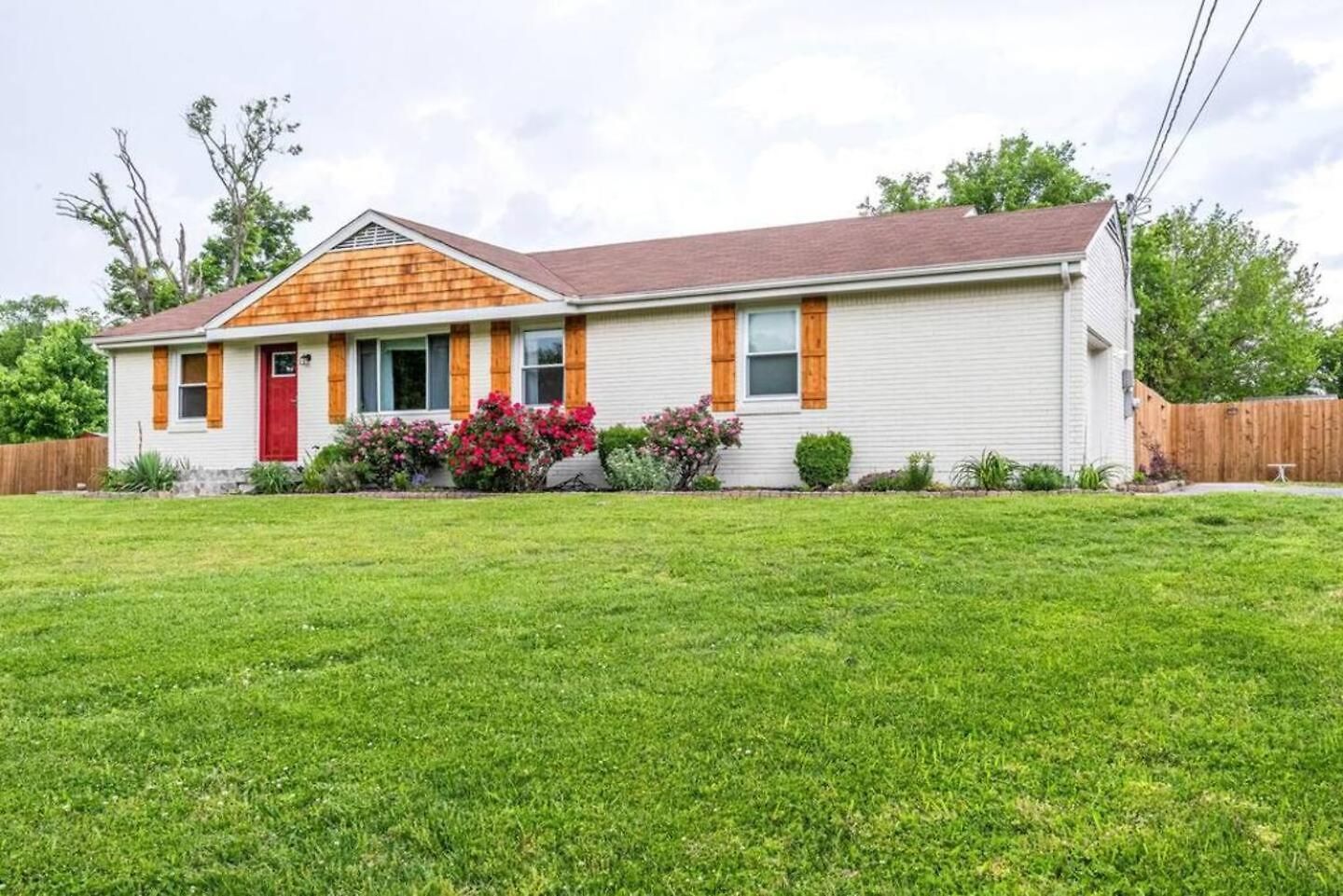 Oasis Of Nashville, With A Pool And Hot Tub ! *
