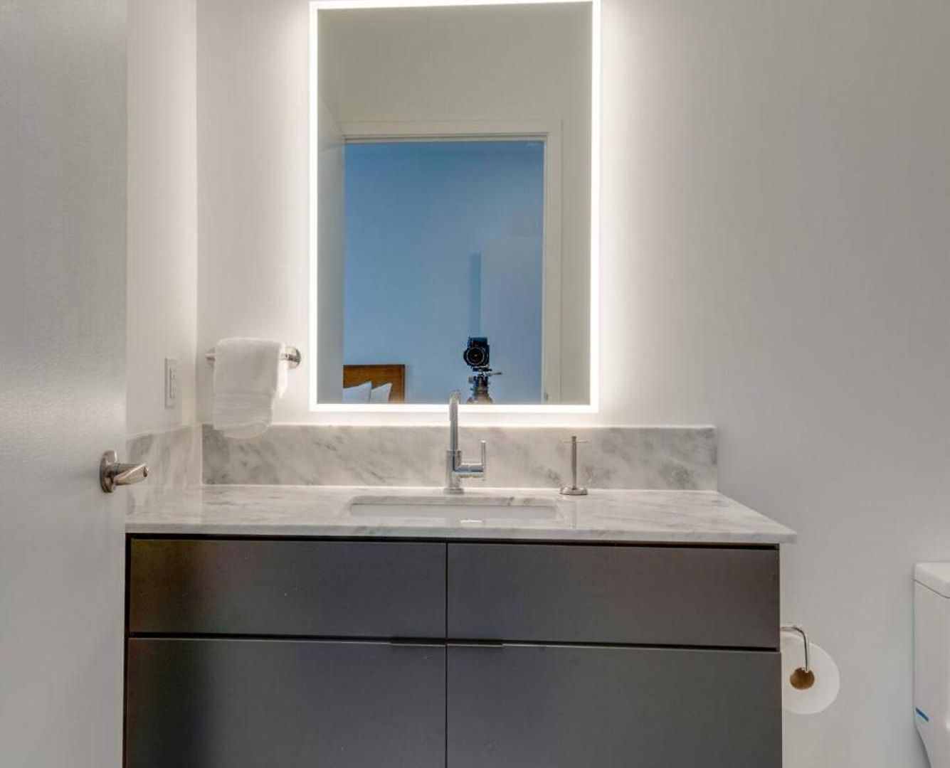 Boutique On Nashville's Riverfront- Eve #201 Holiday home *