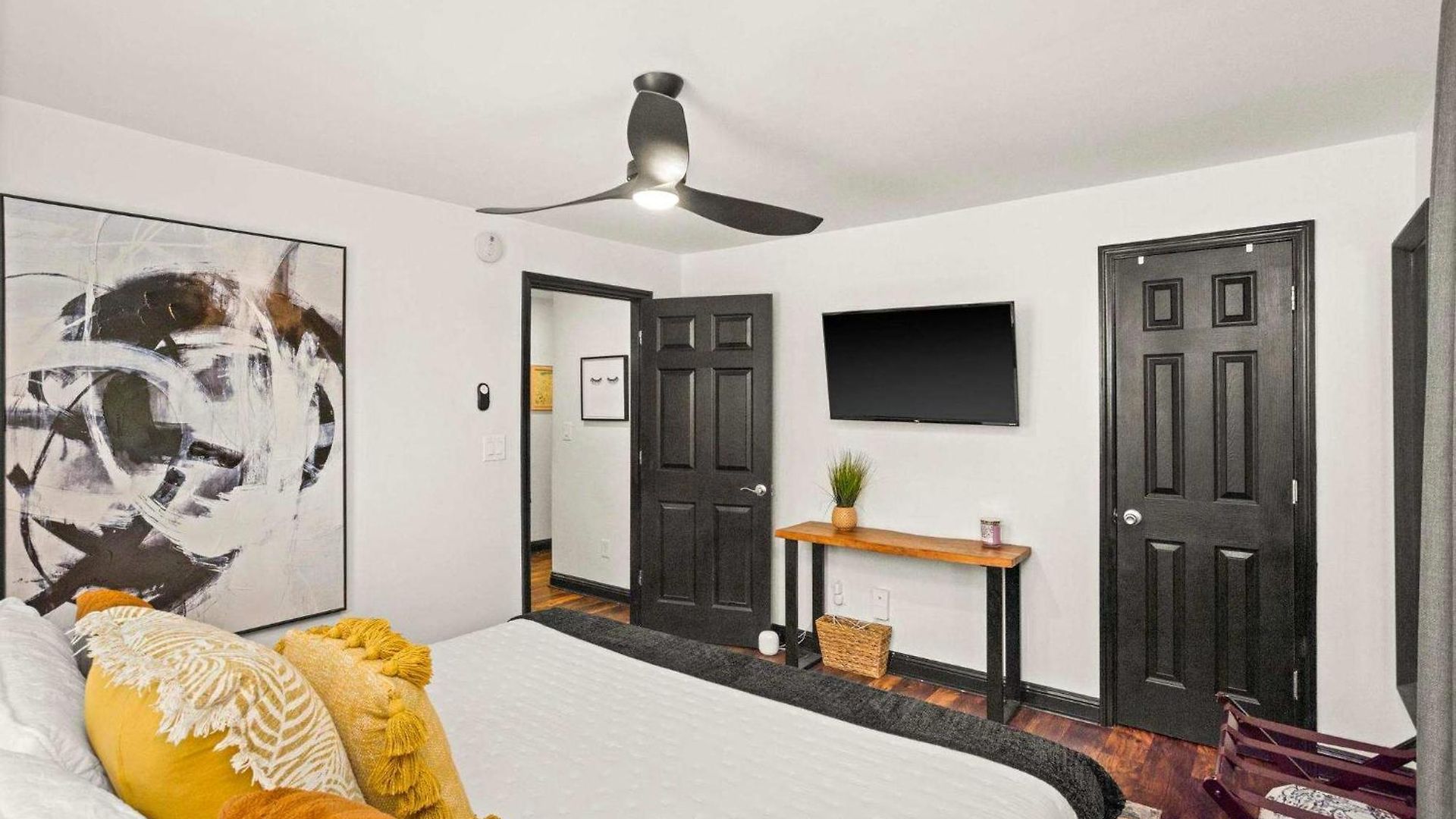 Cozy Close To Opry & Downtown Large Deck *