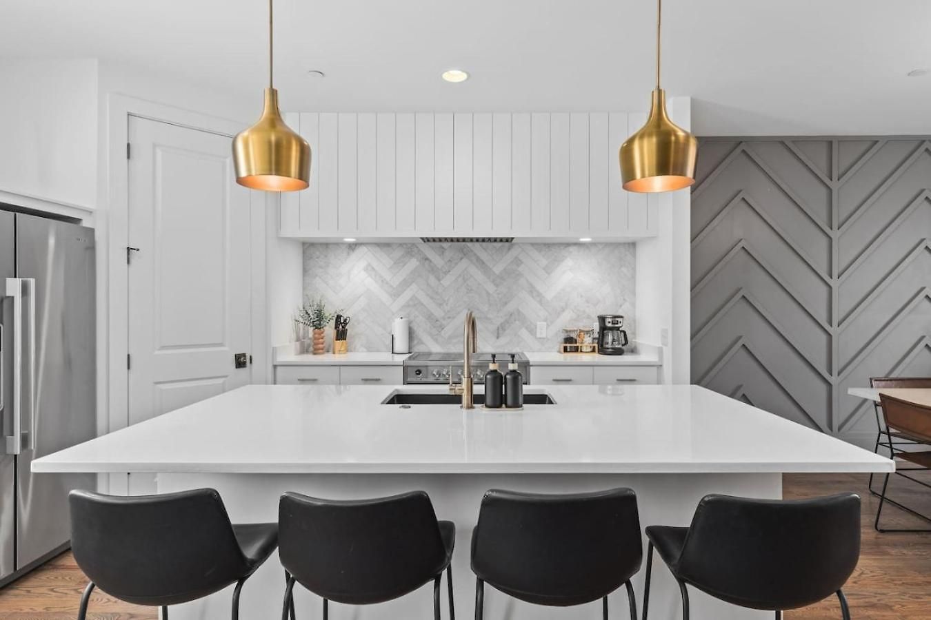 Holiday home Two Adjacent Homes By 12 South And Belmont That Sleeps 24 *