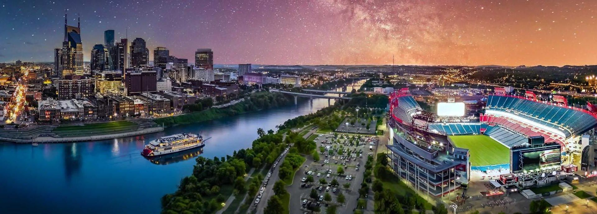 Riverfront Charm - A Scenic Downtown For 6 Holiday home Nashville