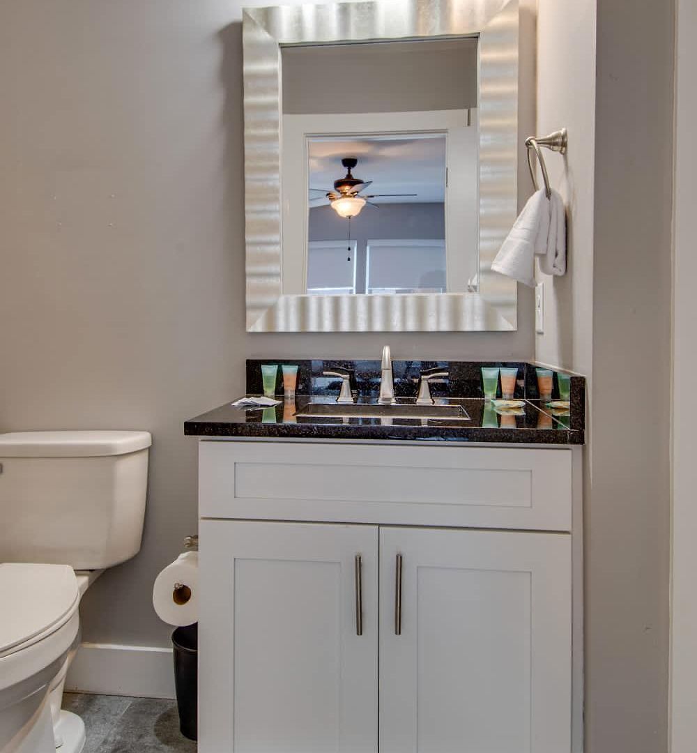 Couple Townhome Getaway Near East * Nashville