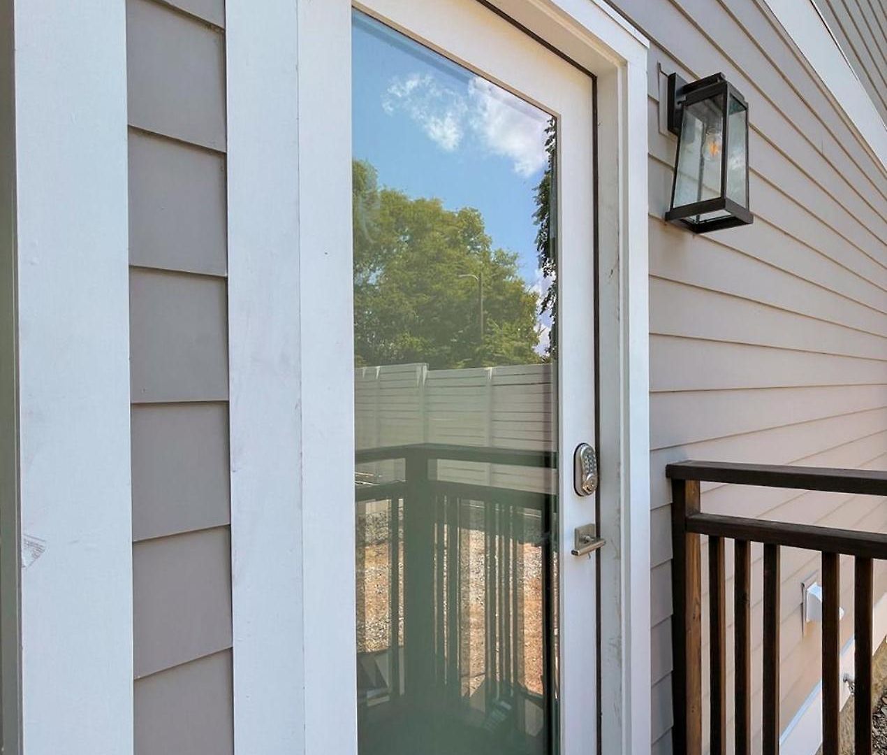 Holiday home Modern Duplex - 1 Mile From Robust Nightlife