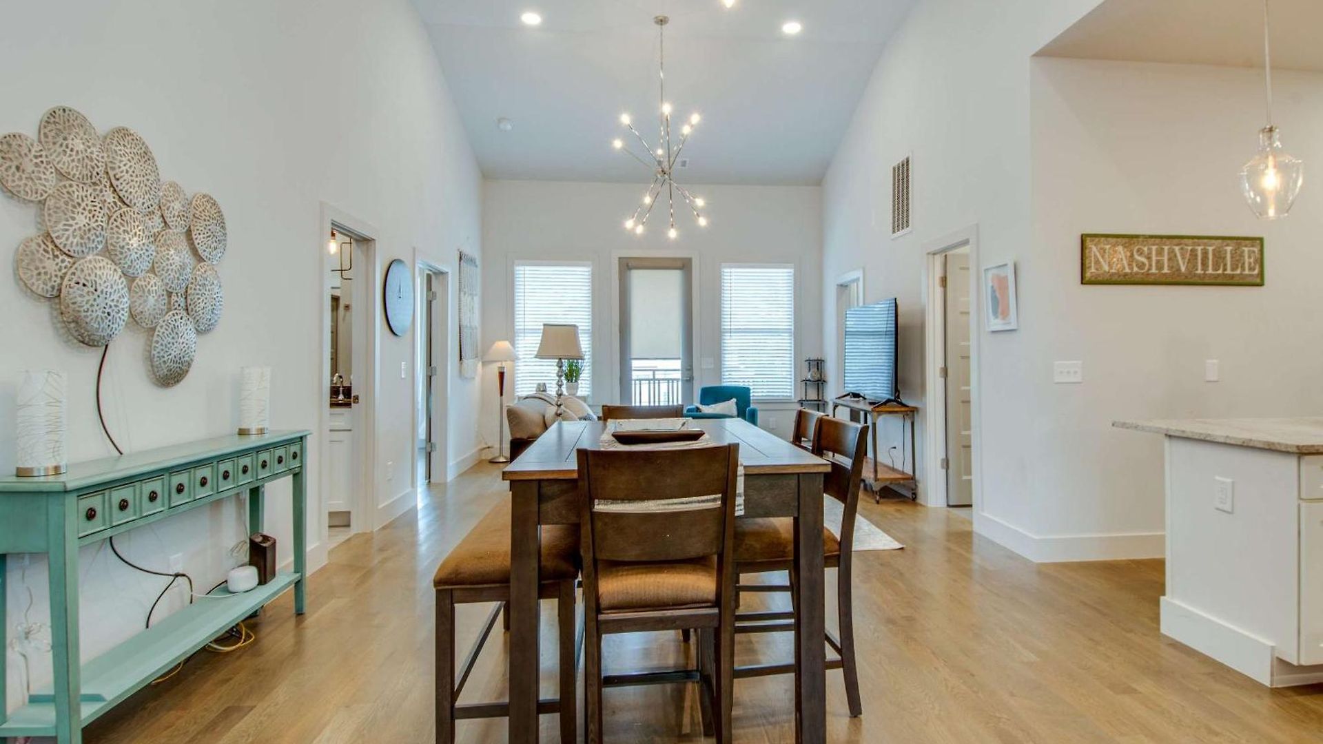 Holiday home Modern Duplex - 1 Mile From Robust Nightlife Nashville