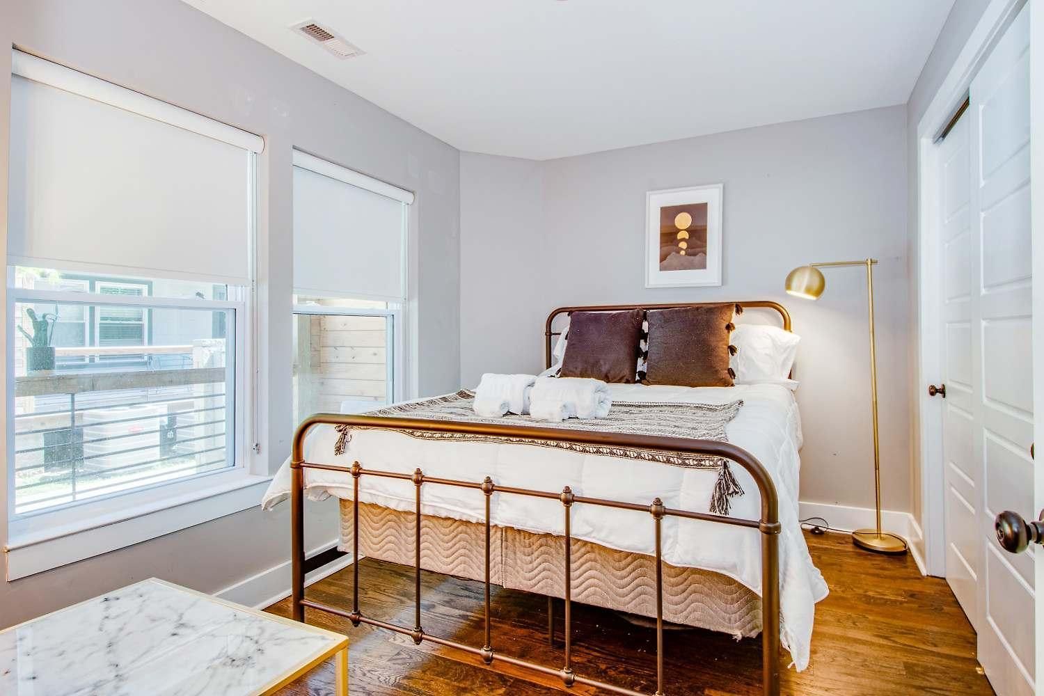 Holiday home Side By Side Townhomes In East