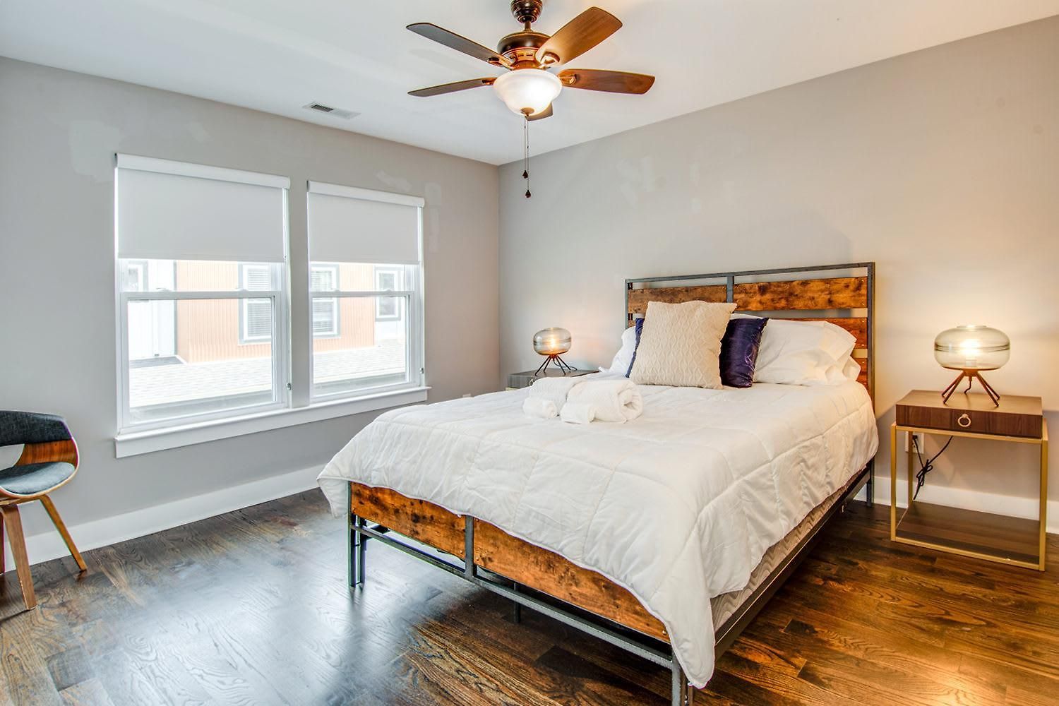 Side By Side Townhomes In East Holiday home