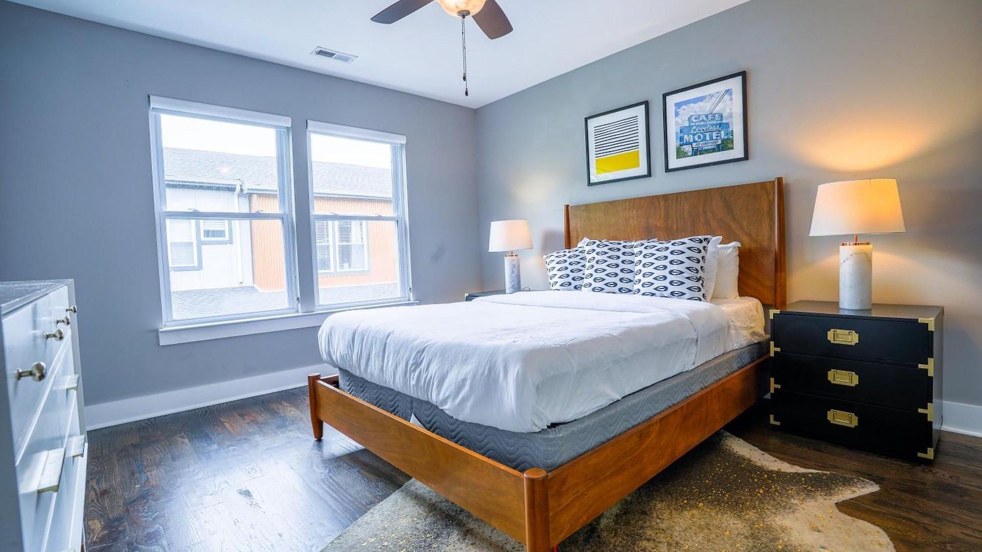 Side By Side Townhomes In East Nashville