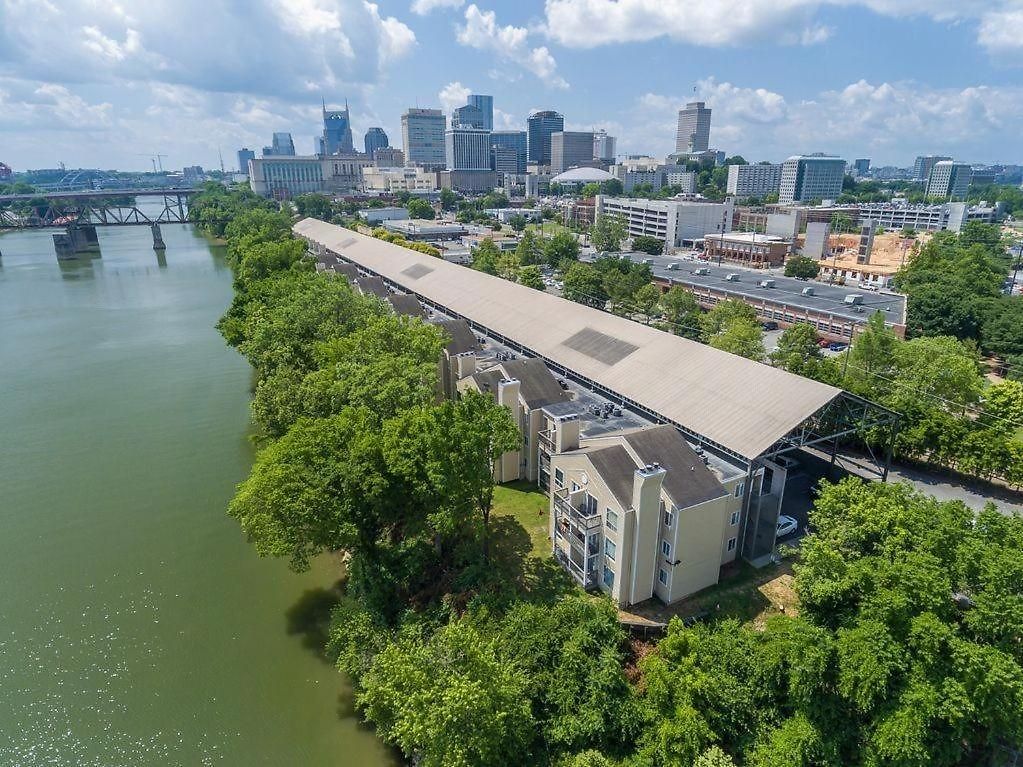 Holiday home Riverfront Minutes From Broadway Nashville
