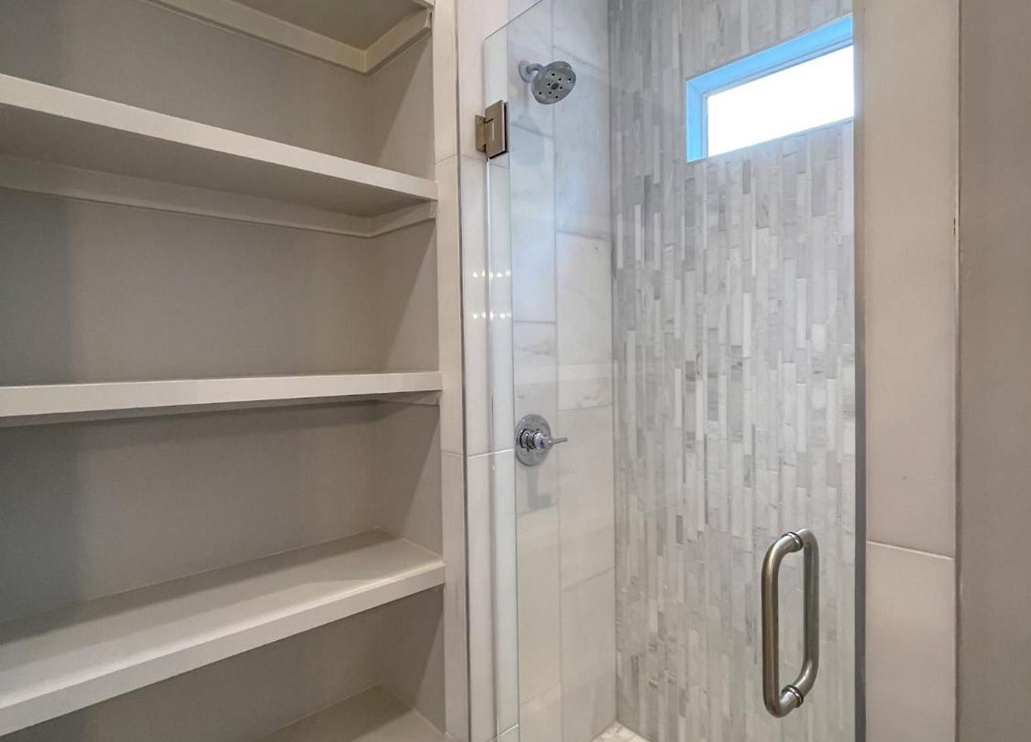 Dual - 1 Mile From Dt Nash & Farmers Market Holiday home