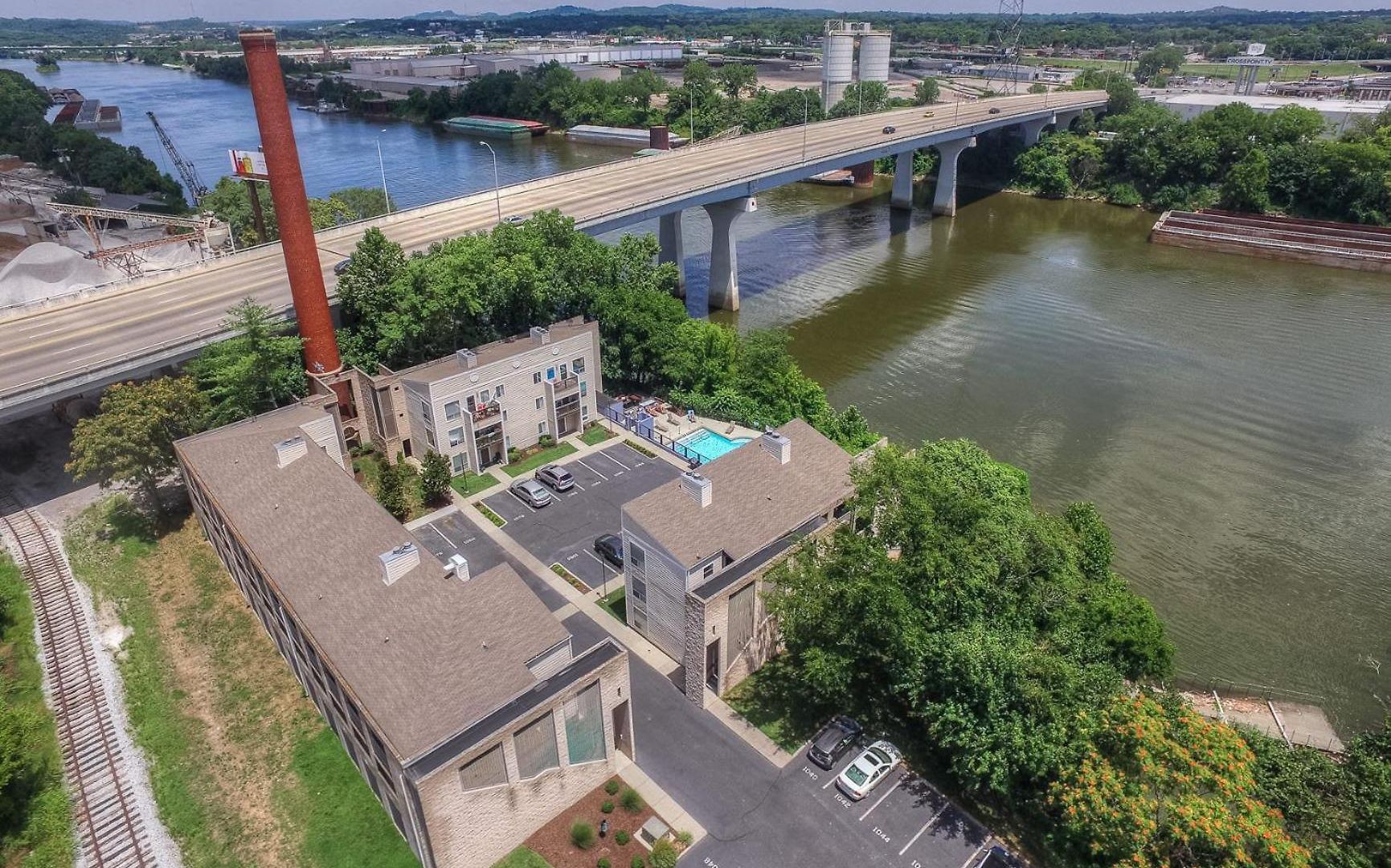 Riverfront In Dt * Nashville