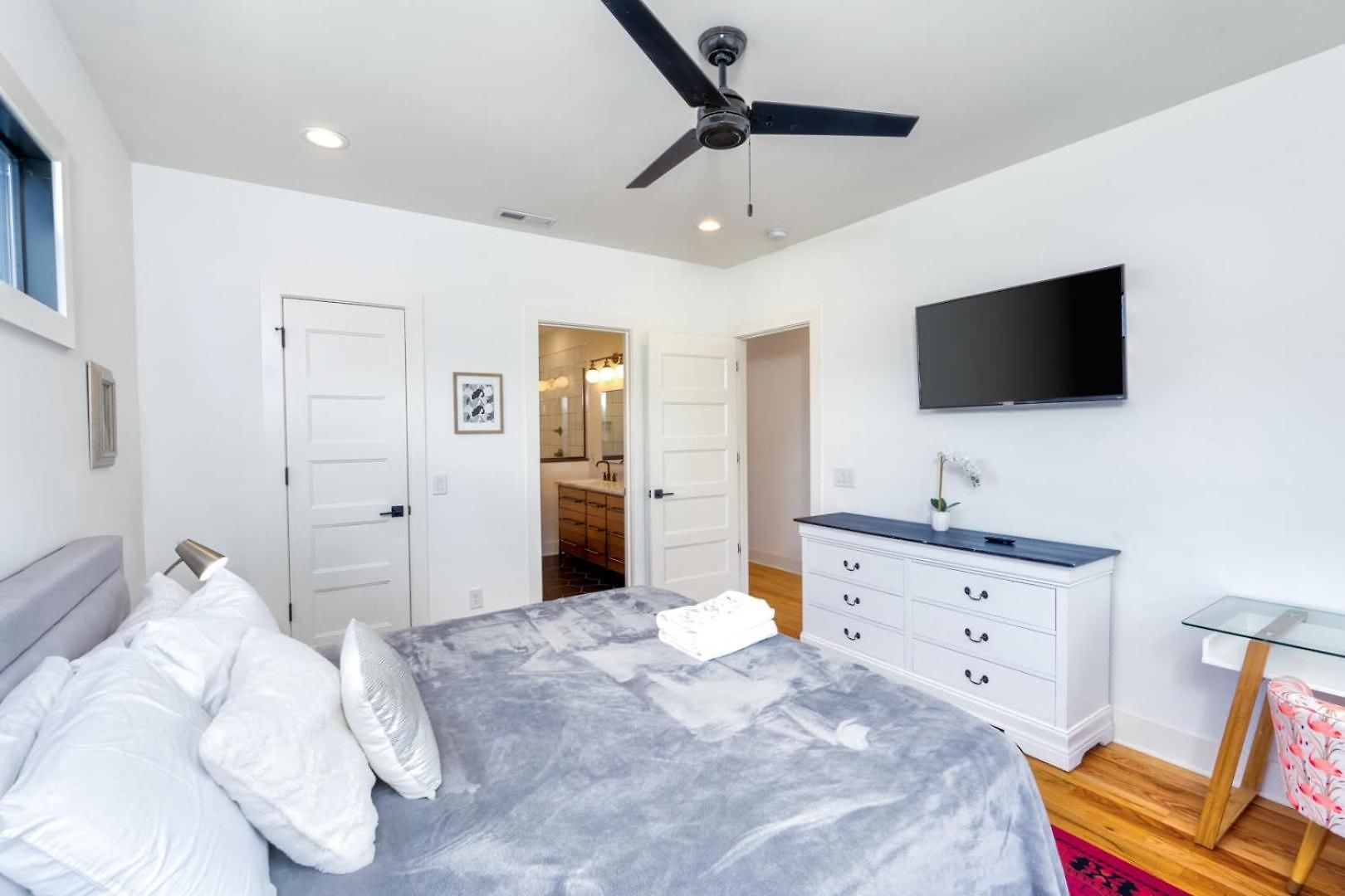 Trendy Weho - Near Dt Holiday home *