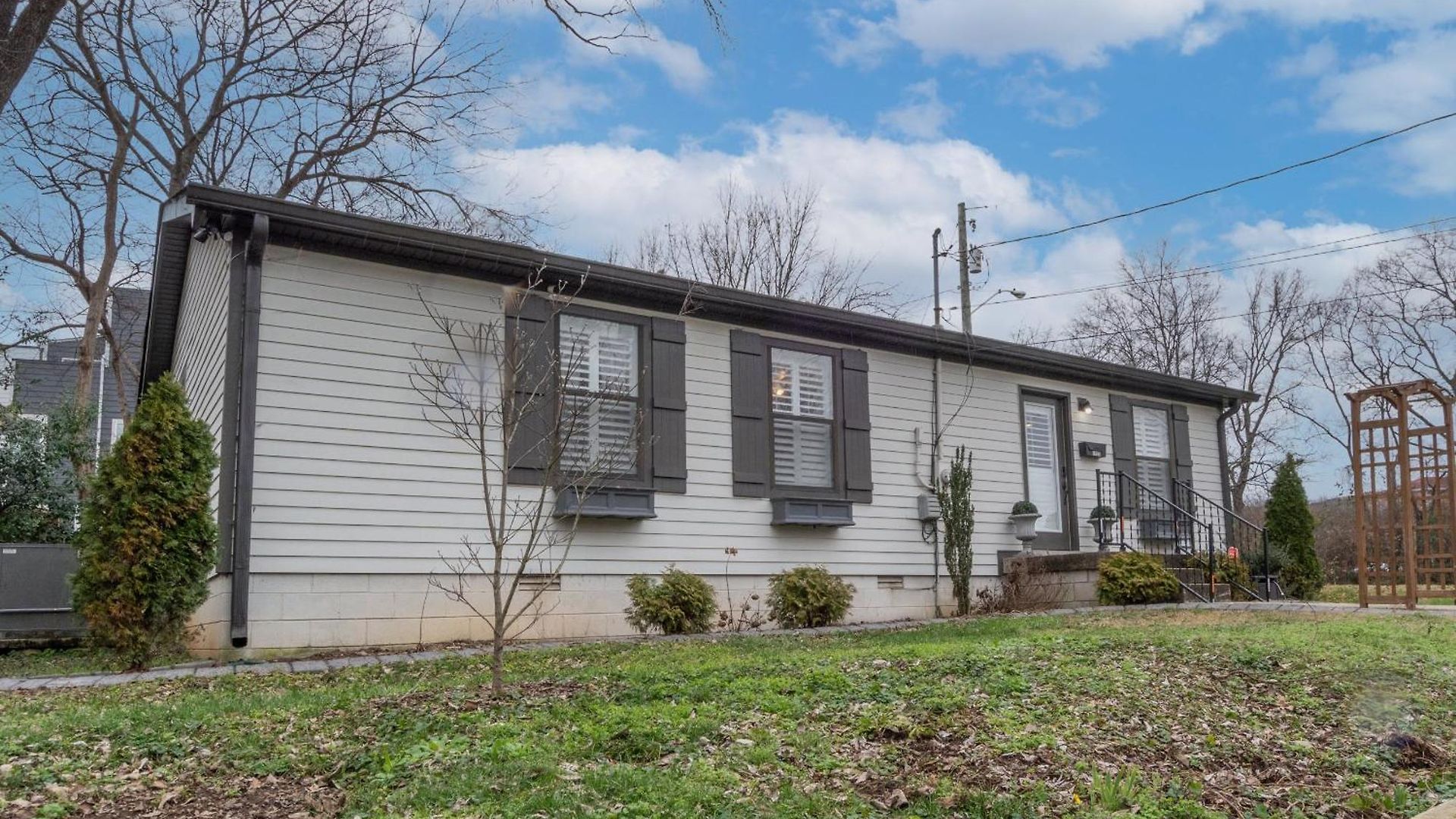 Cozy Getaway - Close To Dt Nash & Germantown Holiday home *