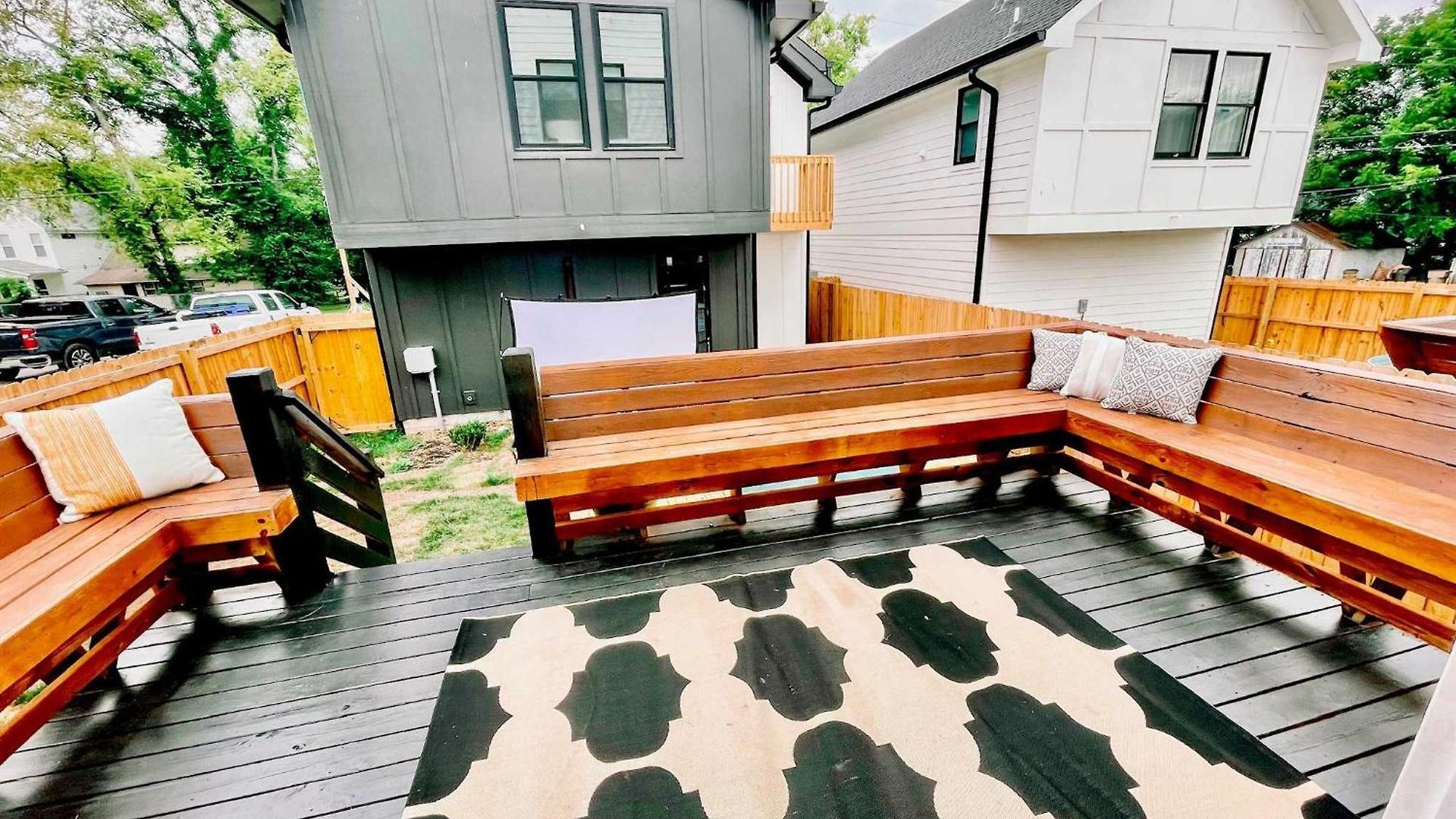 Holiday home Glamorous 3 Bdr In East - Pet Friendly *