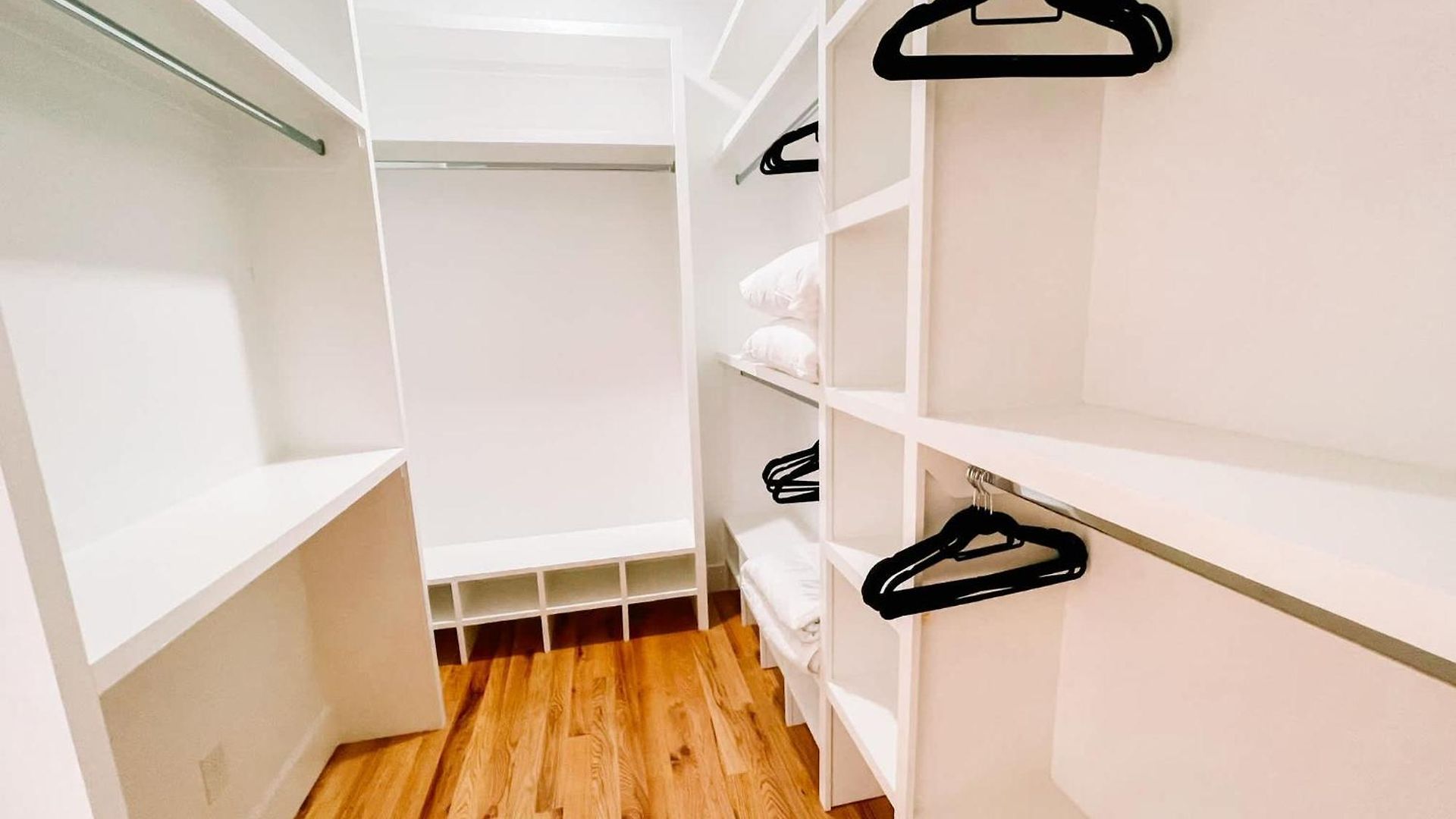 Glamorous 3 Bdr In East - Pet Friendly Holiday home