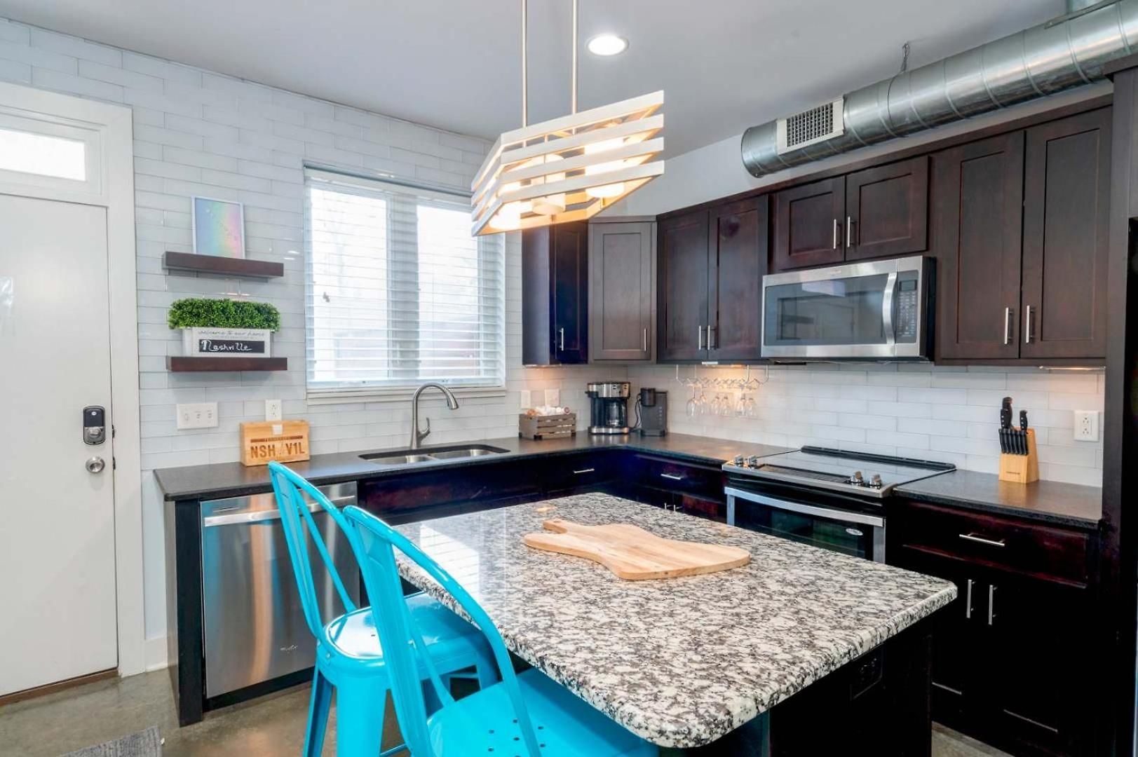 Holiday home Modern 2 Bdr Townhome Minutes From Downtown Nashville