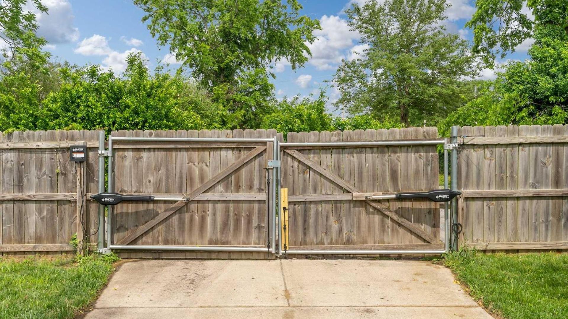 Centrally Located Cozy Pet Friendly Holiday home Nashville
