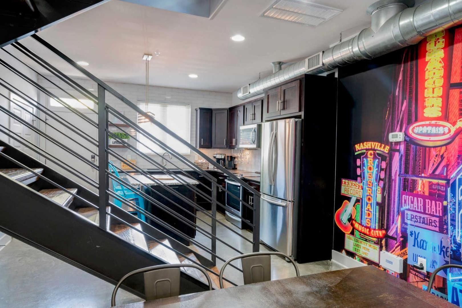 Modern 2 Bdr Townhome Minutes From Downtown