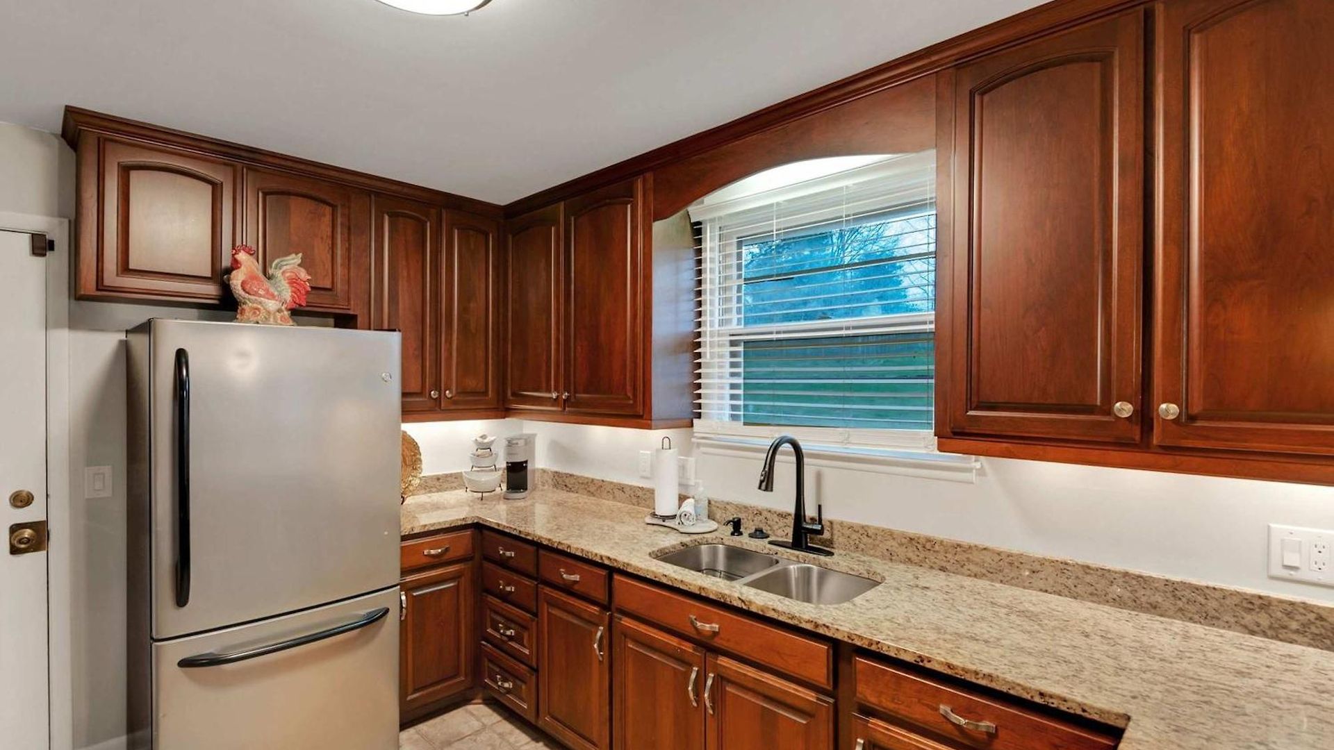 Luxurious 4br Pet Friendly
