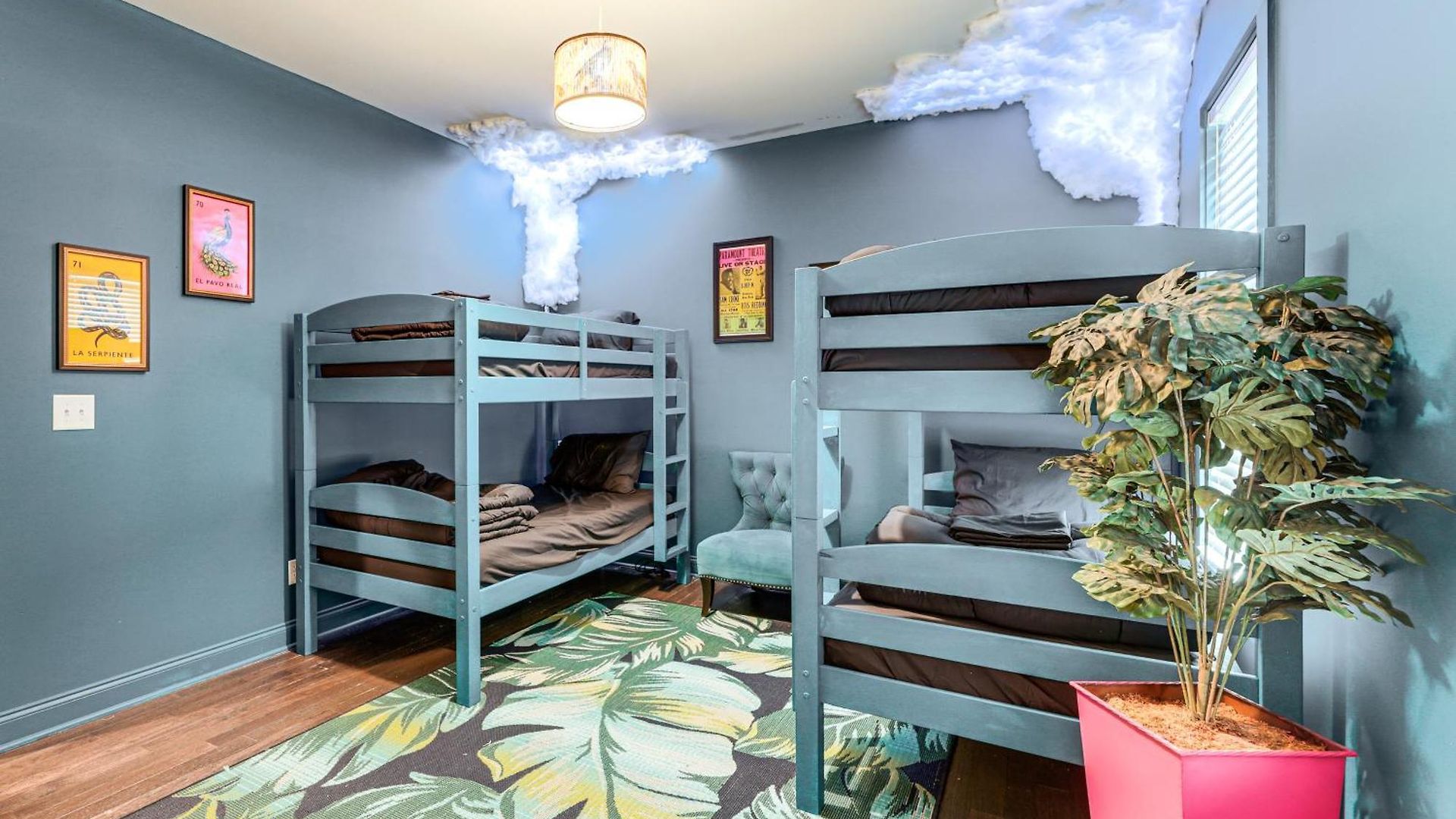 Pet-friendly Abode W/ Balcony In East Nashville!