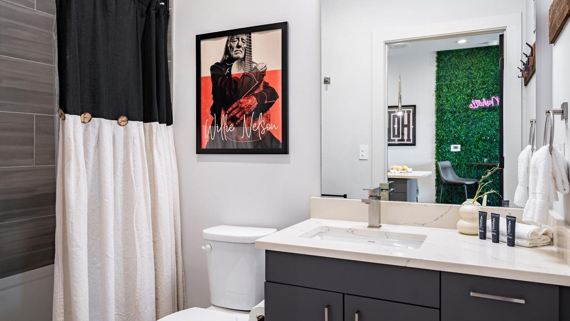 Apartment The Odyssey By Avantstay Nashville