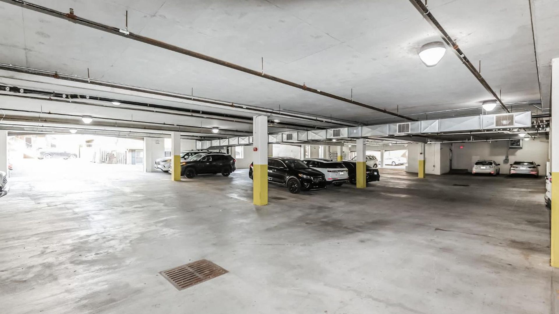 Holiday home 1 Bdr Loft Centrally Located In West End Nashville