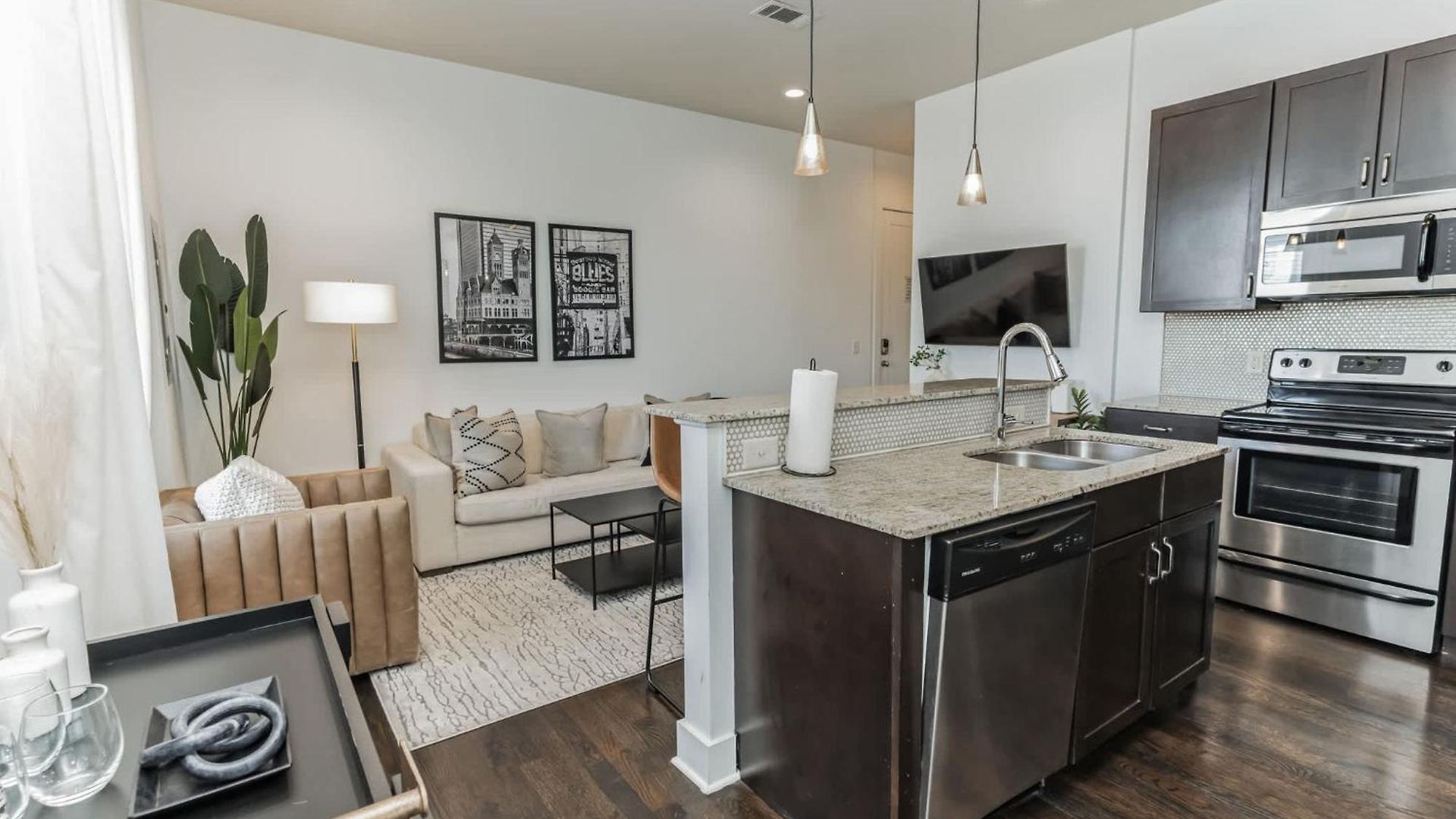 Couple's Retreat Near Vanderbilt Holiday home