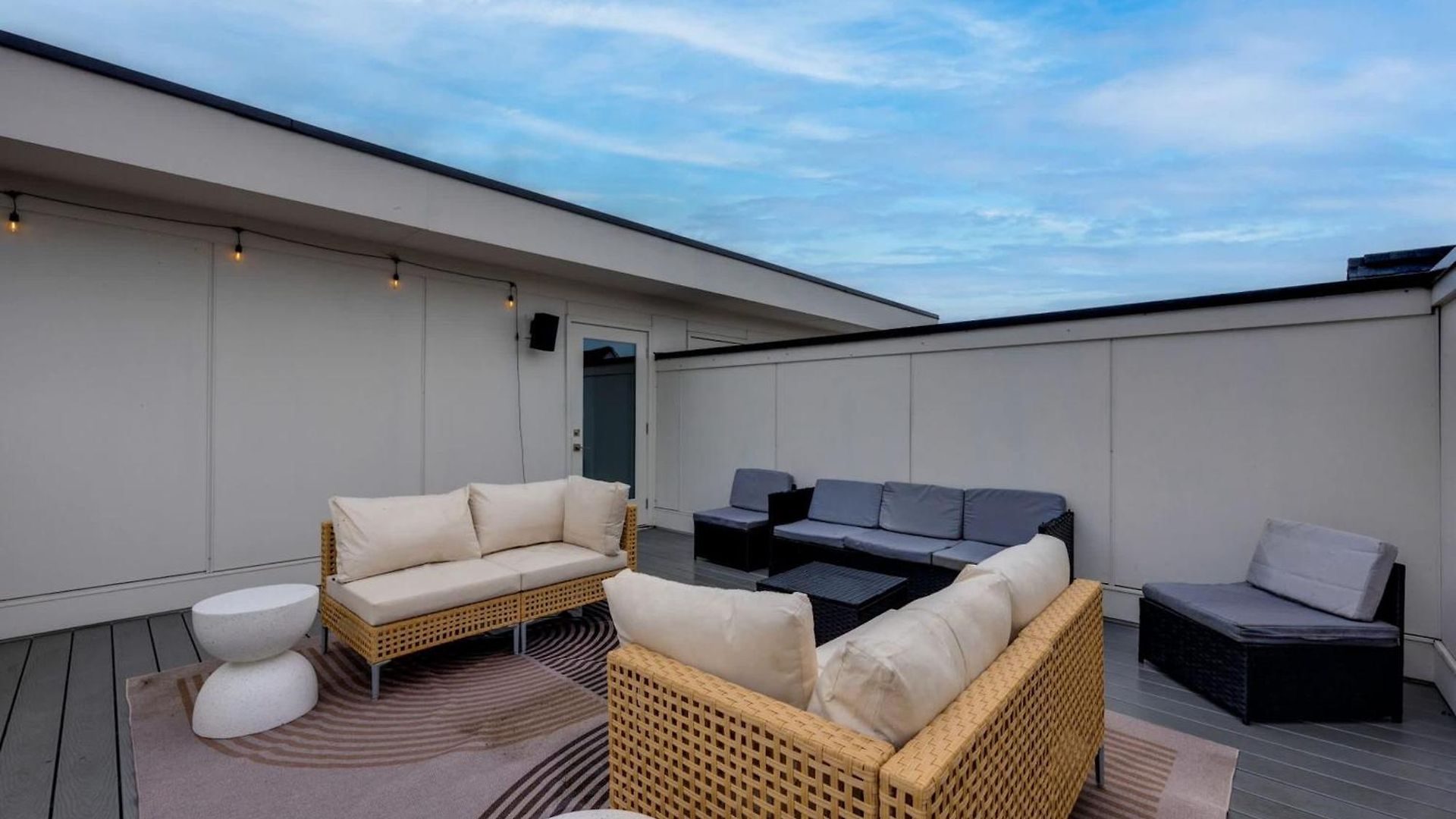 Outlaw Oasis Tranquil 2 Bdr Holiday home *