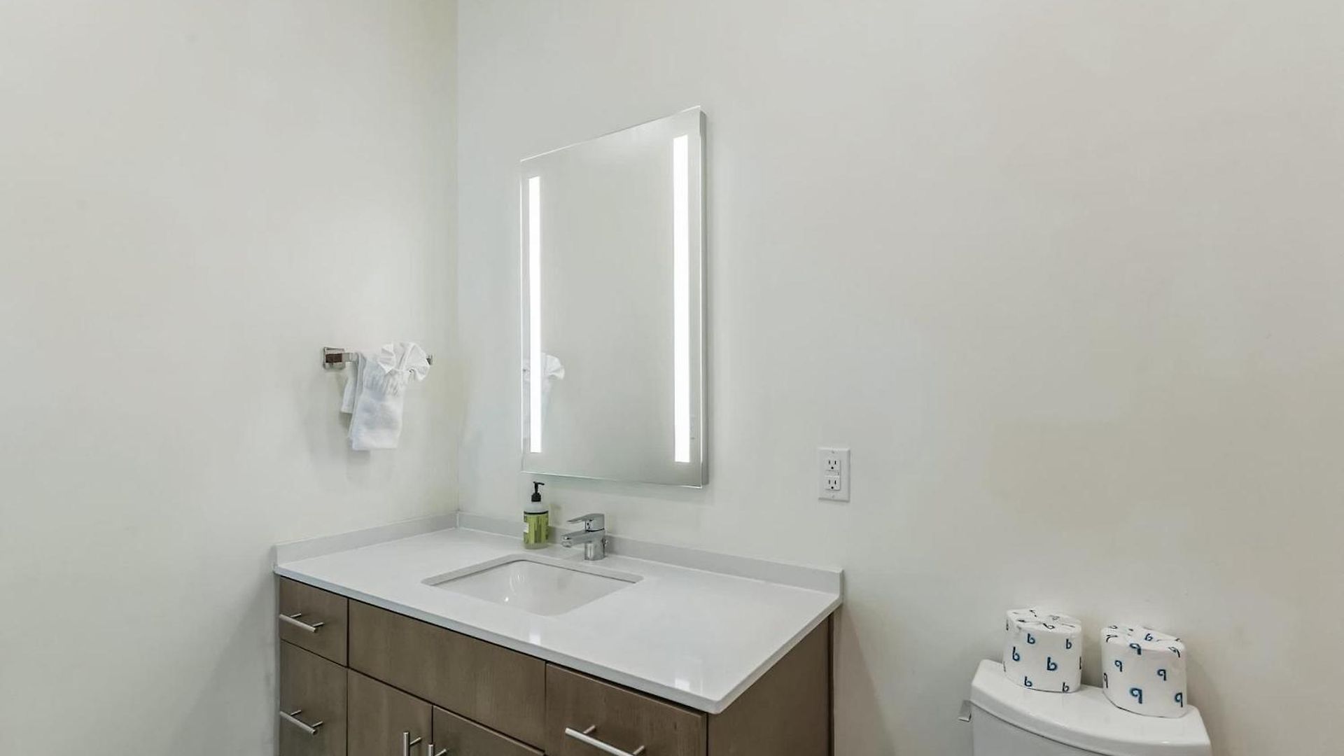 Trendy For 8 In Highly Walkable Neighborhood * Nashville