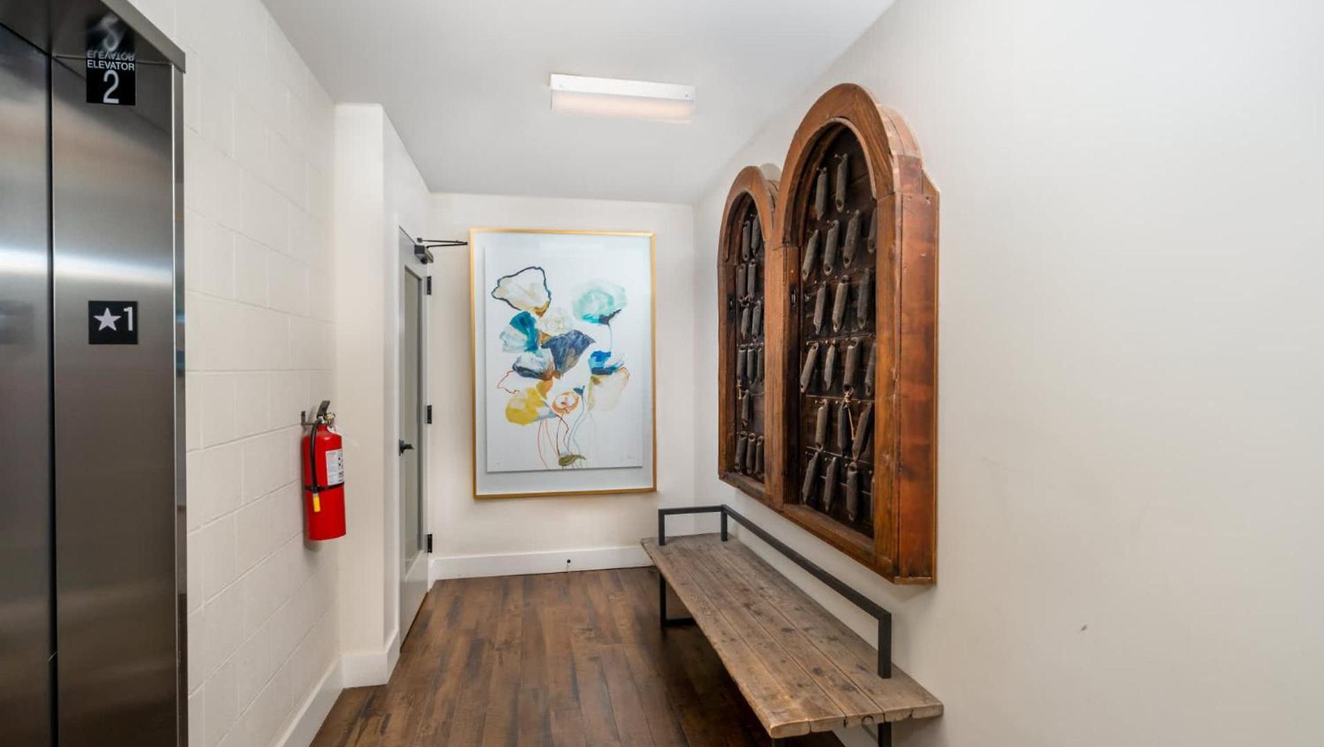 Charming Historic Loft Near Centennial Park Holiday home Nashville