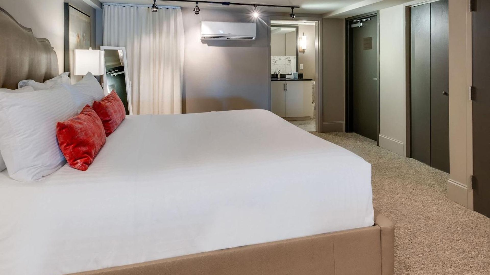 Holiday home Riverfront Family Loft For 4 *
