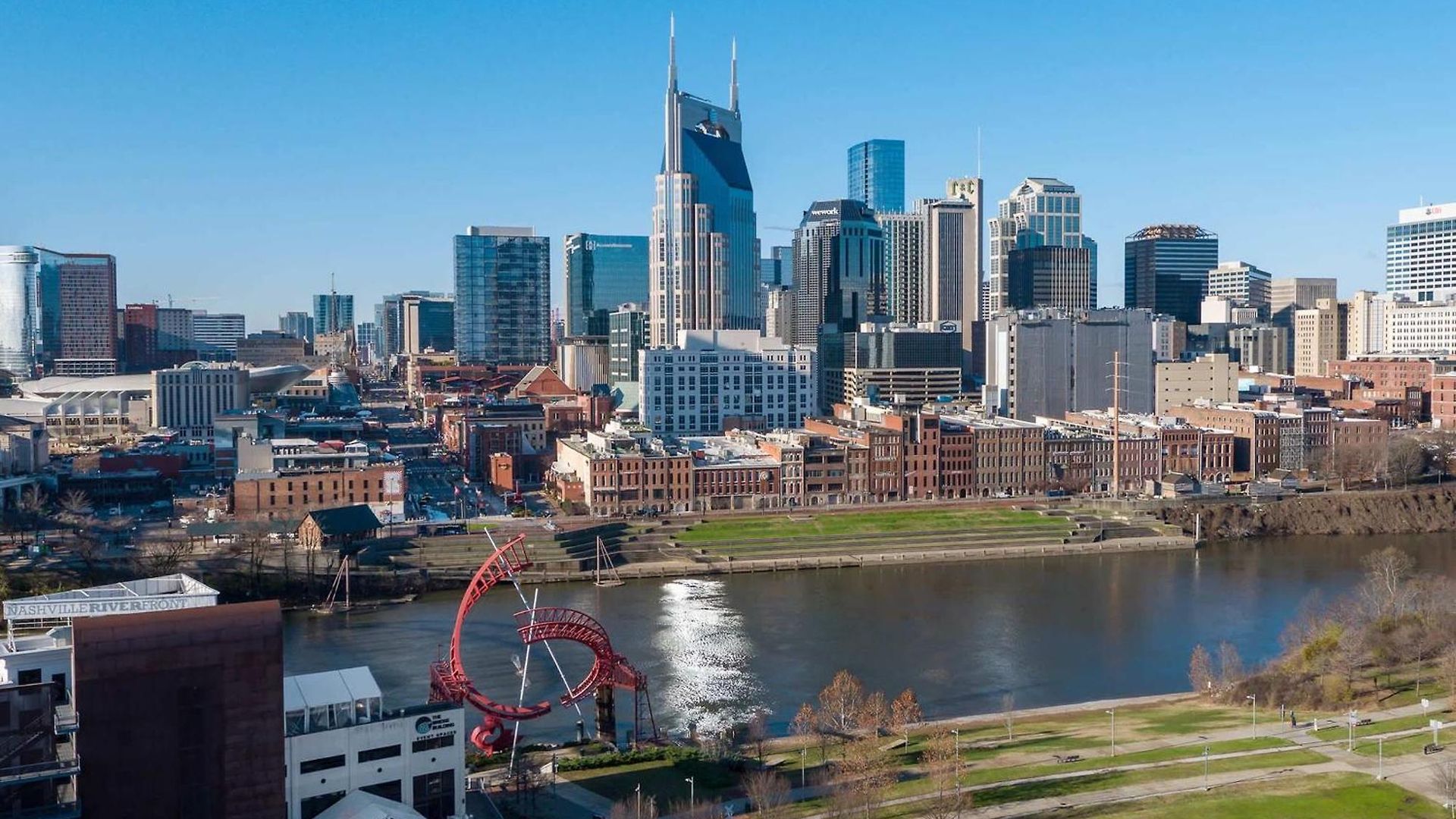 Riverfront Family Loft For 4 *