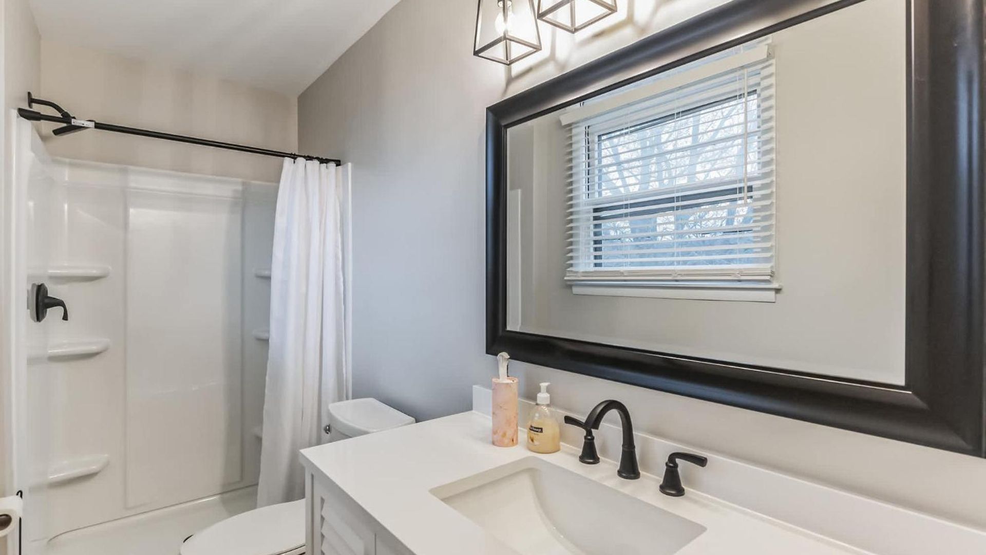 Holiday home Luxurious 4br Pet Friendly *