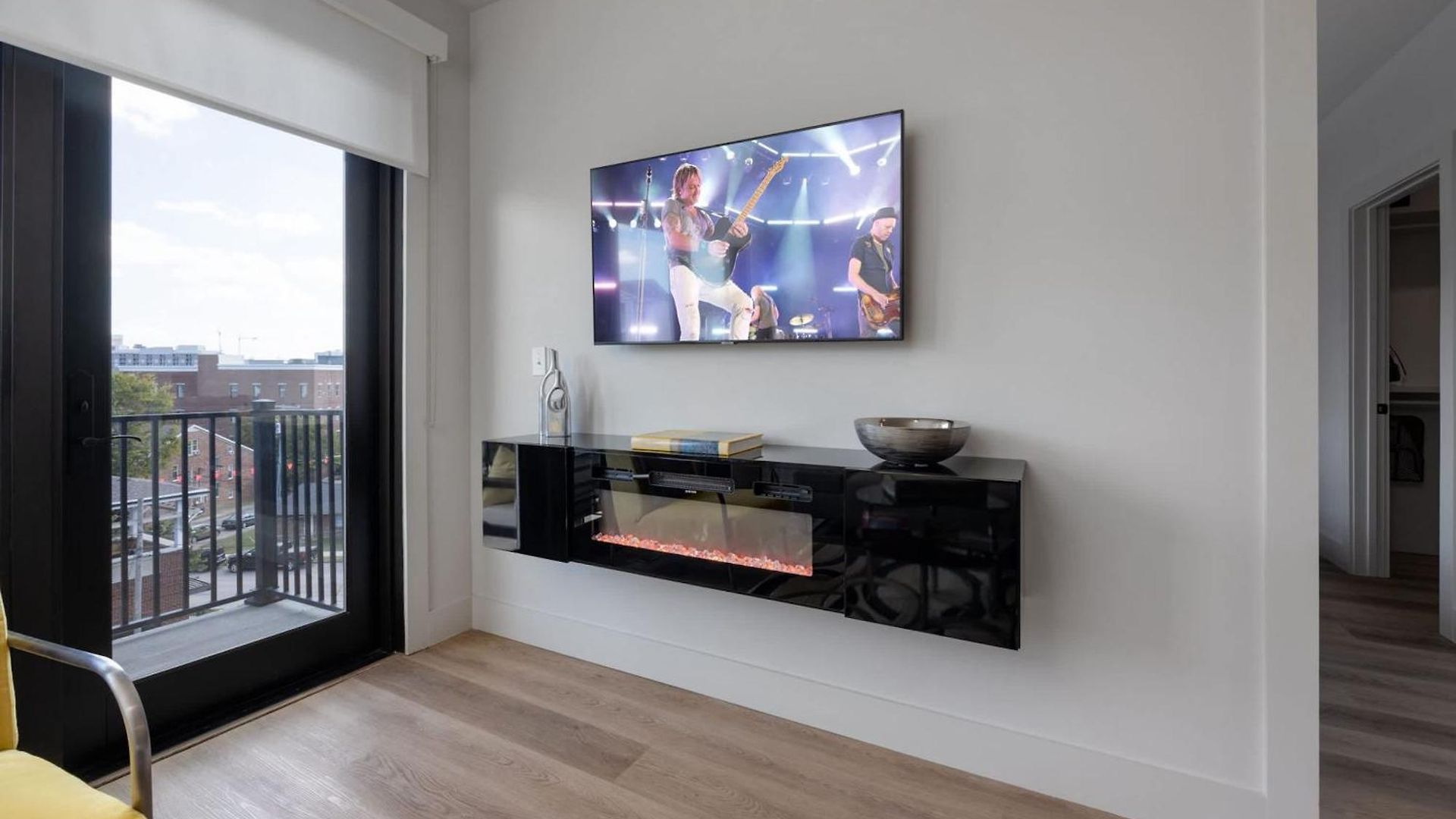 West End Getaway For 5 With Pool Holiday home Nashville