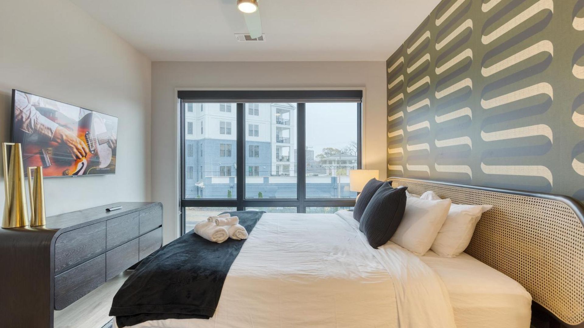 Apartment The Odyssey By Avantstay