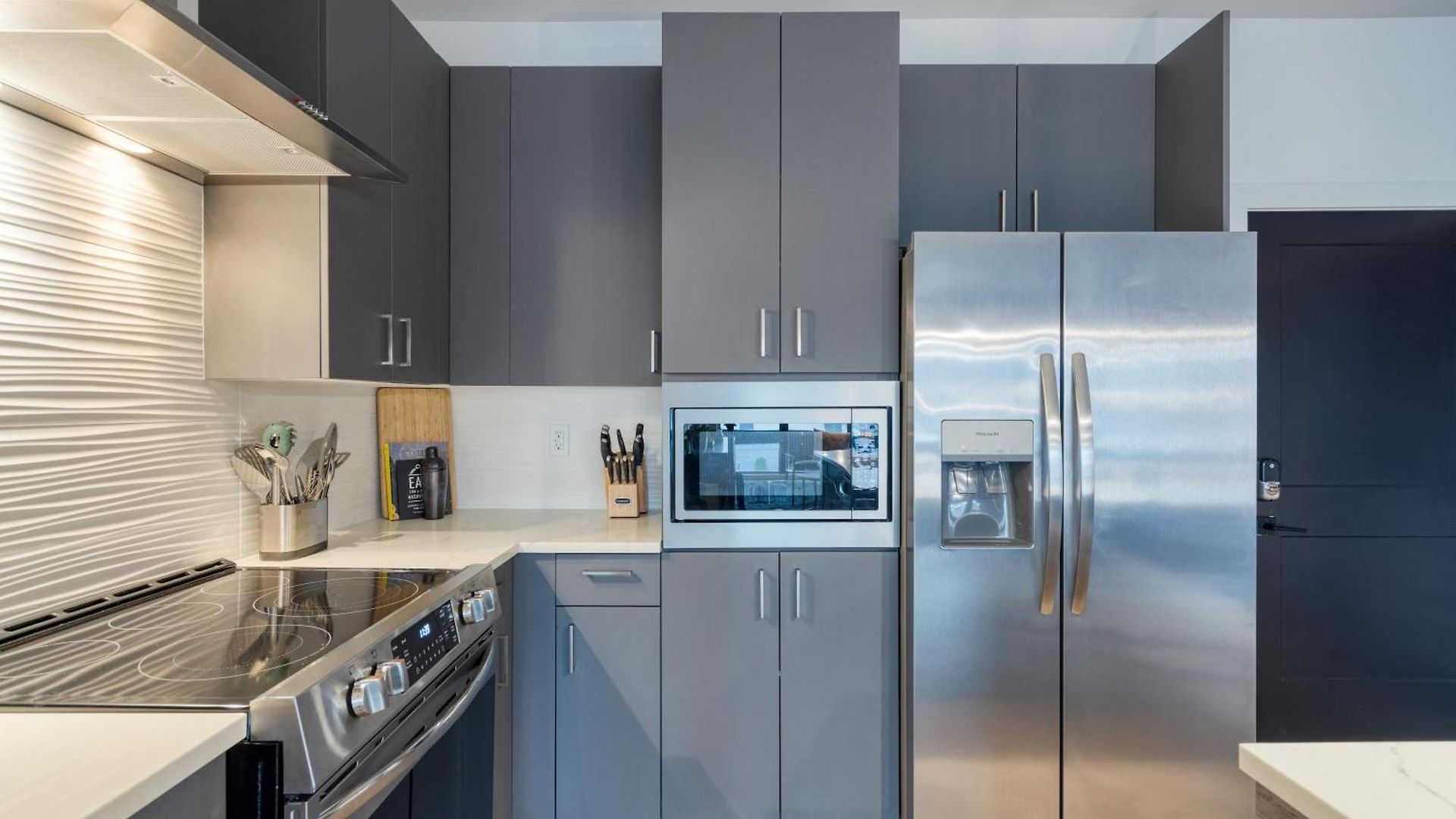 Apartment The Odyssey By Avantstay