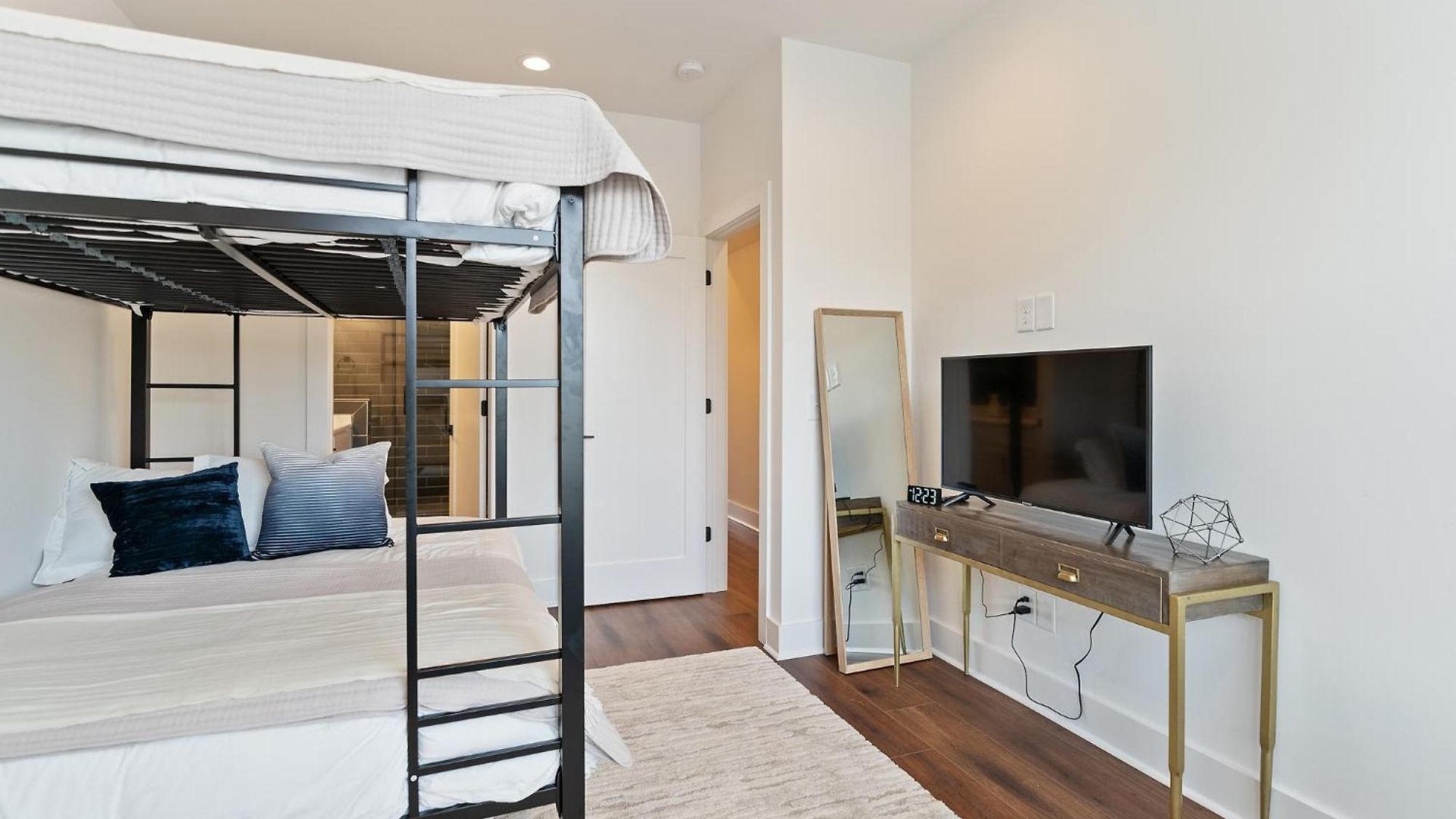 Modern Music Terrace Getaway Nashville