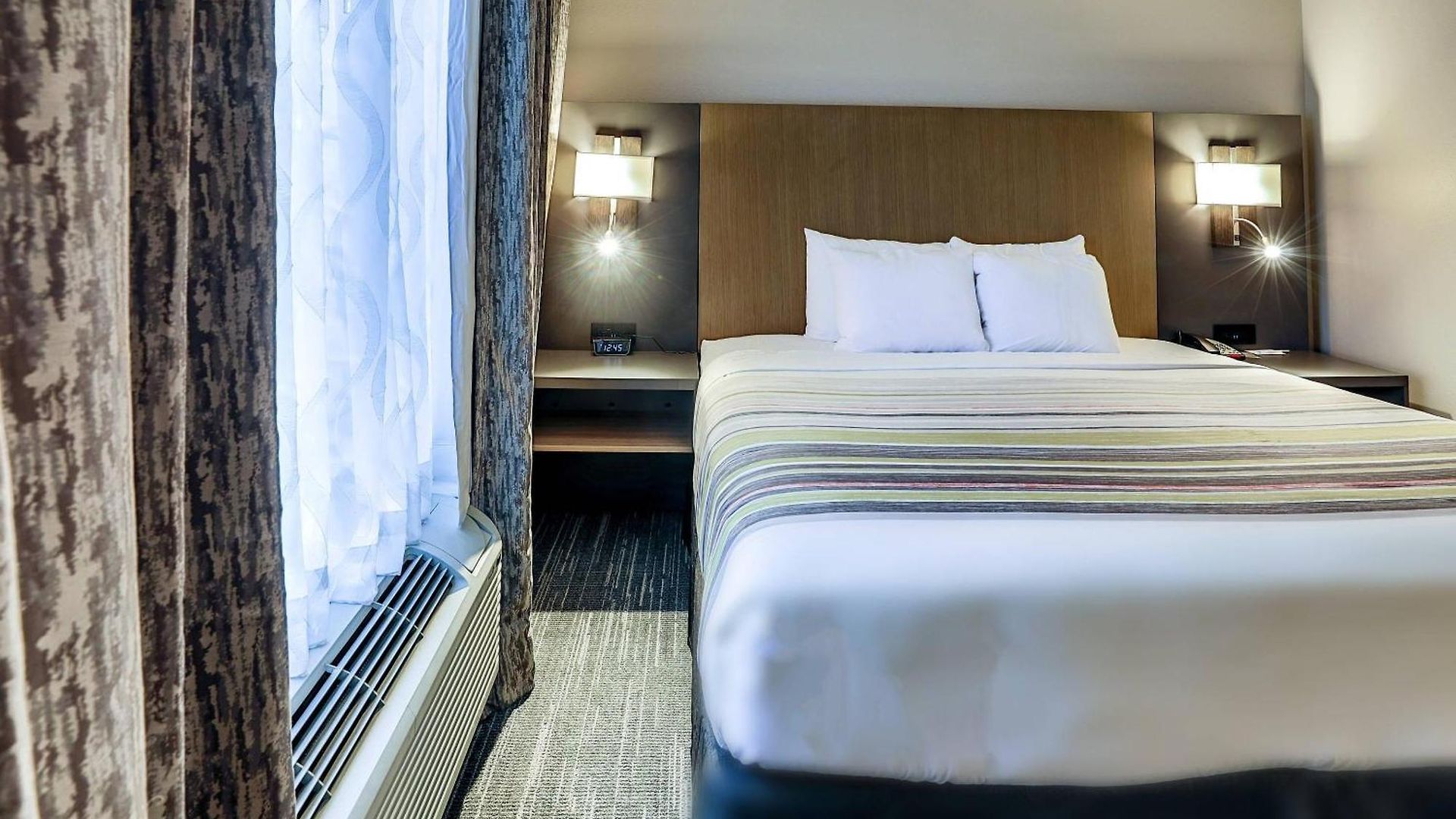 Country & By Radisson Airport Tn 4* Nashville