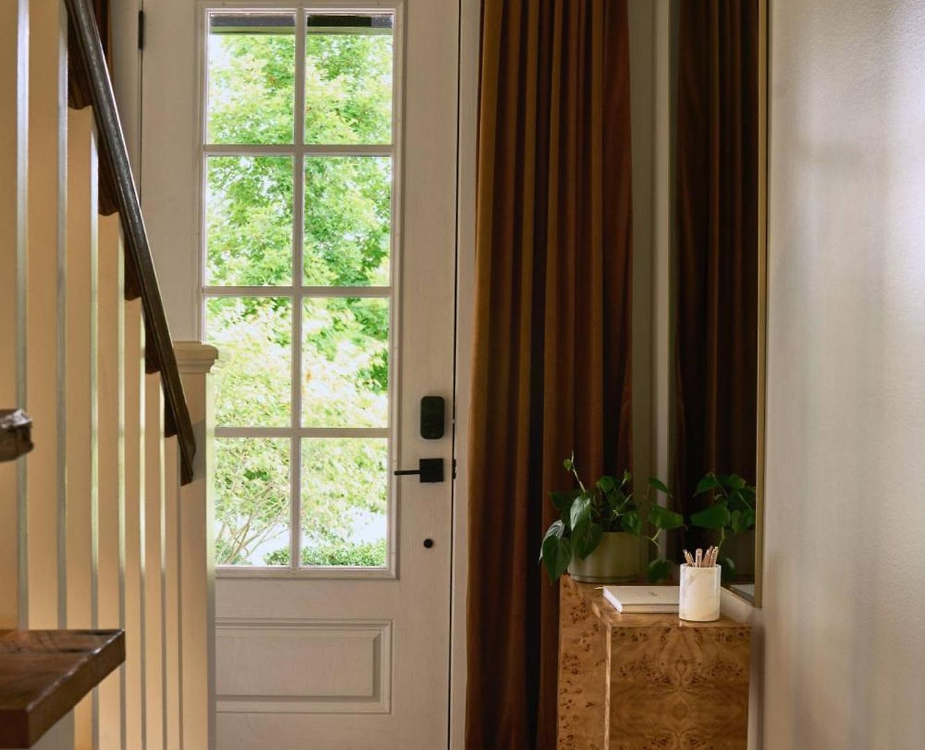 *new* East Luxe Townhouse, Sleeps 6 Holiday home Nashville