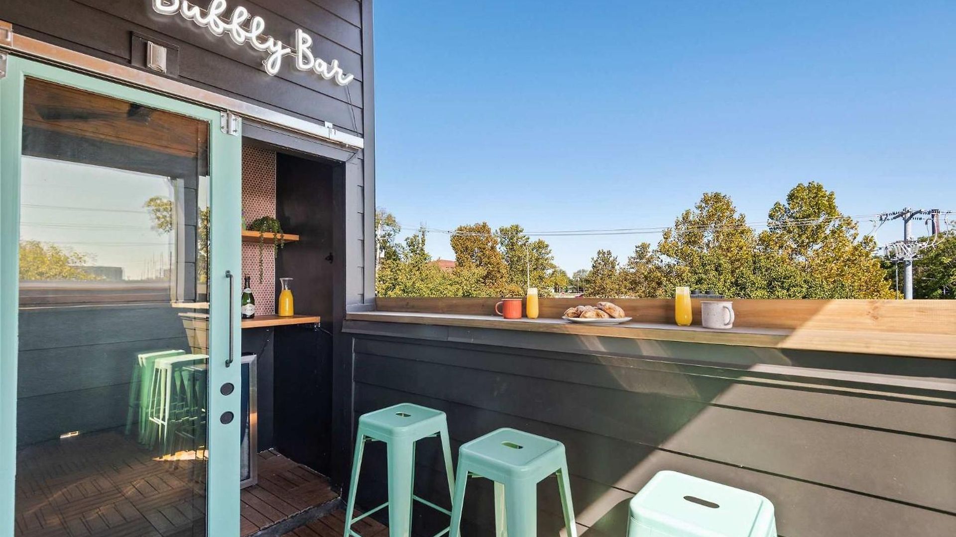 Holiday home The Jolene Bubbly Bar With Views 5min To Dt *