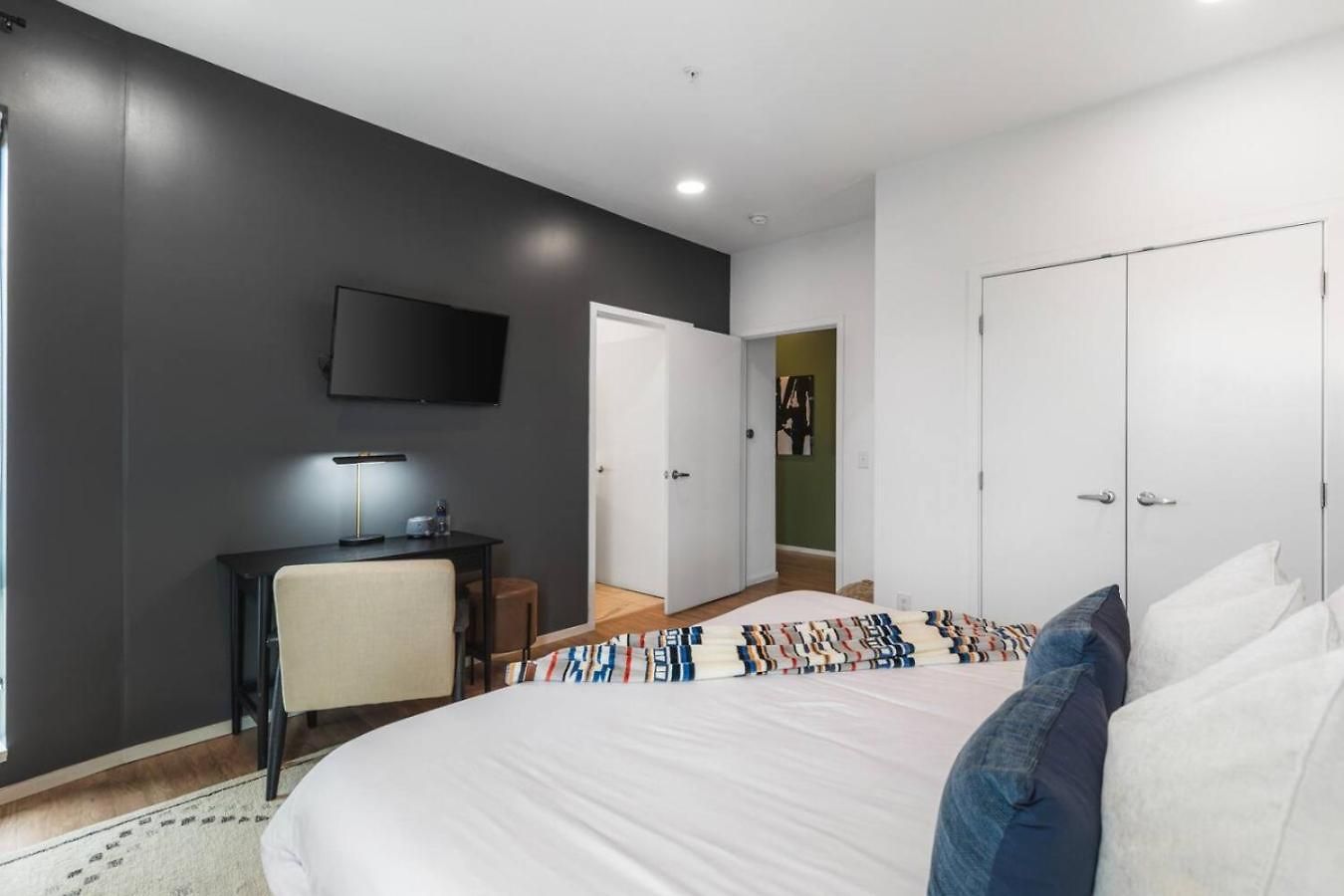 Holiday home Riverview With Garage And Balcony And Walk Downtown *