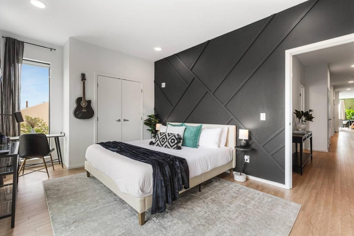 Riverview With Garage And Balcony And Walk Downtown Nashville