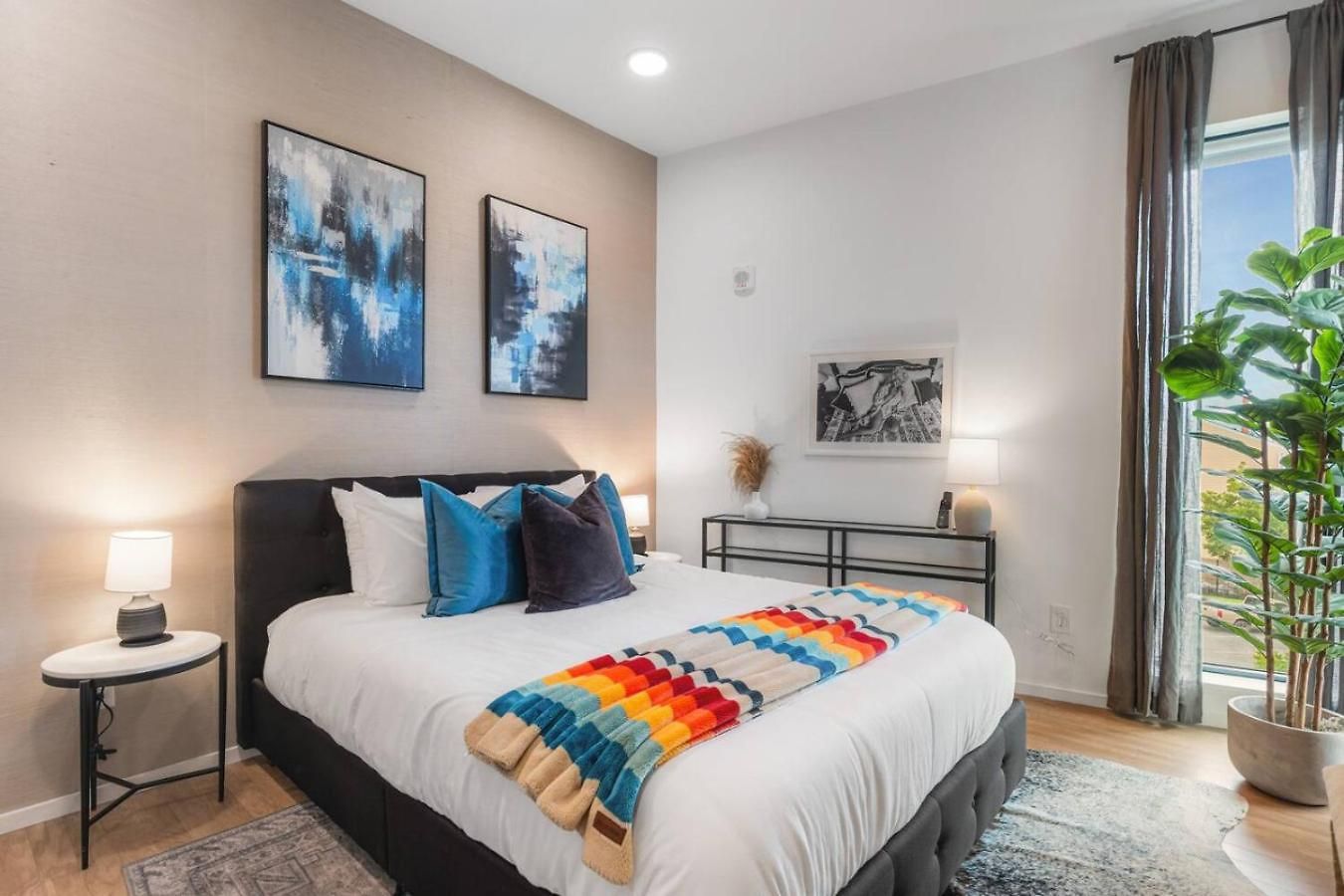 Holiday home Riverview With Garage And Balcony And Walk Downtown