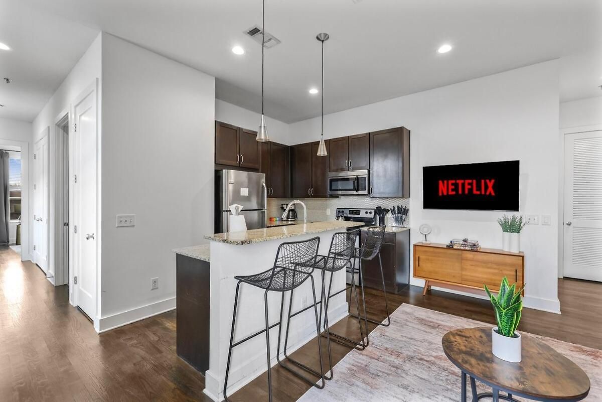 Stylish Midtown Near Vanderbilt & Parthenon *