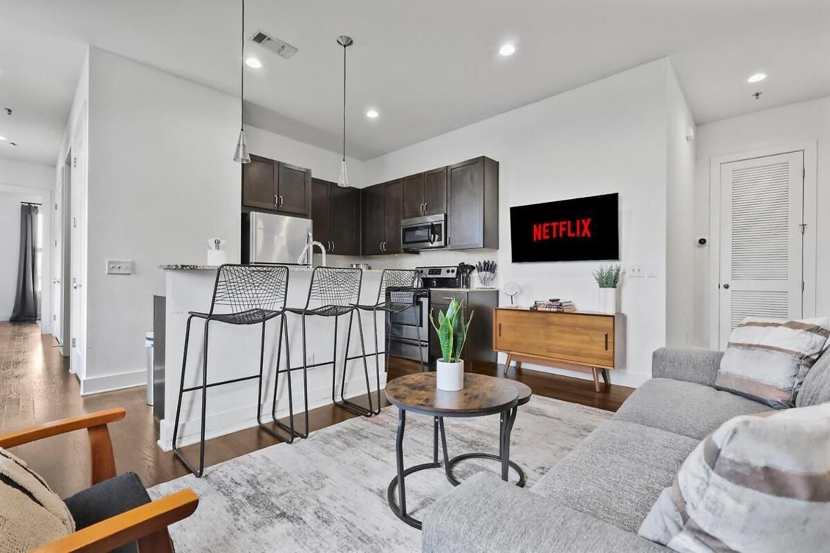 Stylish Midtown Near Vanderbilt & Parthenon
