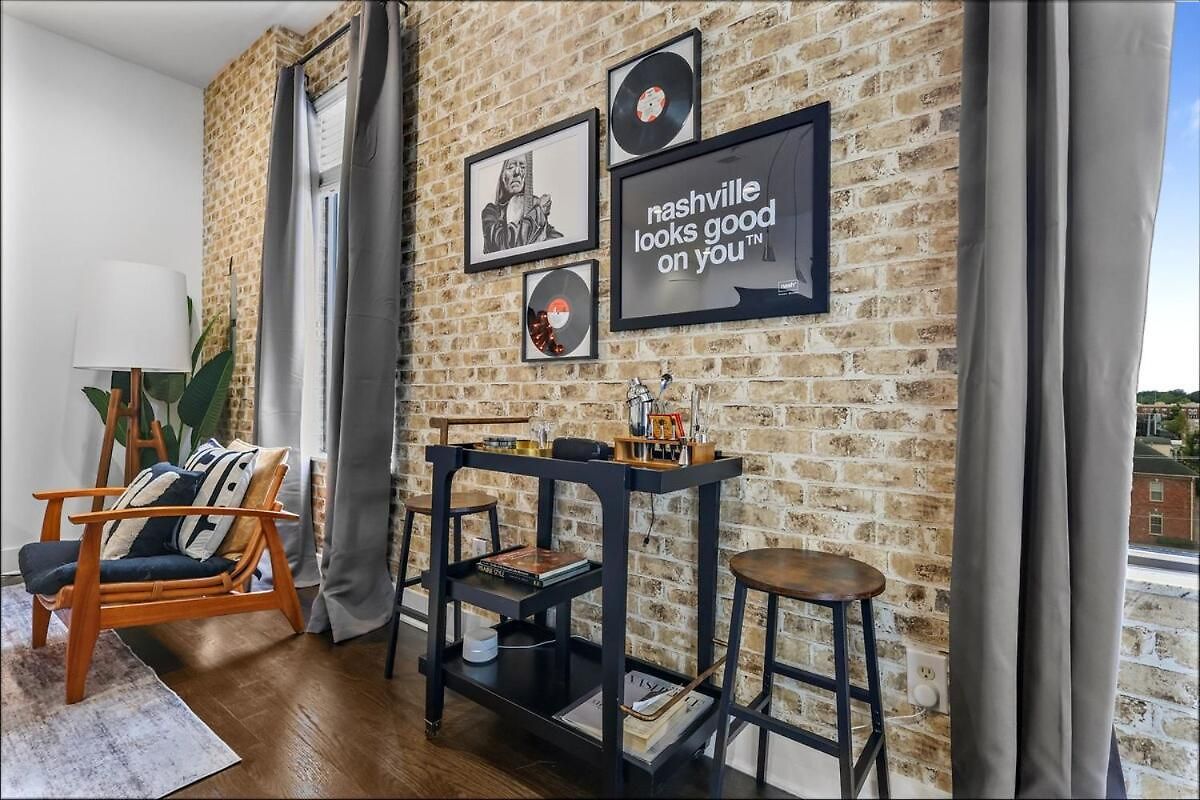 Stylish Midtown Near Vanderbilt & Parthenon * Nashville