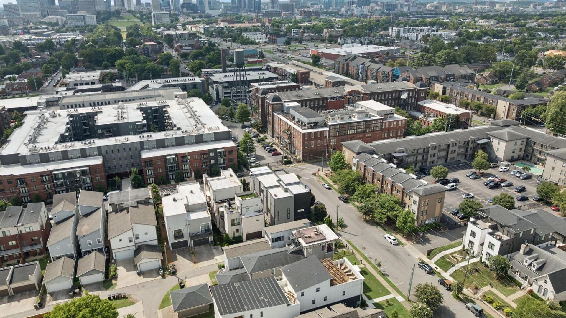 Nash Urban Oasis With Rooftop And Modern Amenities Holiday home Nashville