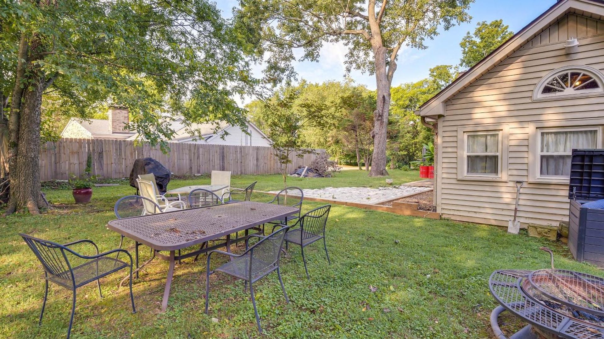 Holiday home Spacious Retreat W/ Yard: Wfh Friendly! Nashville