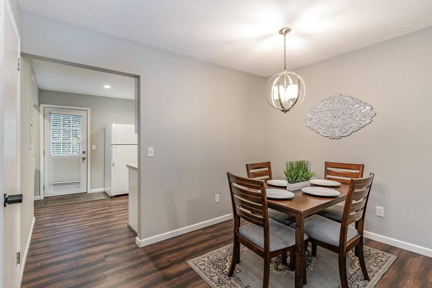 2 Units, Sleeps 16, Mins To Downtown - Airport * Nashville