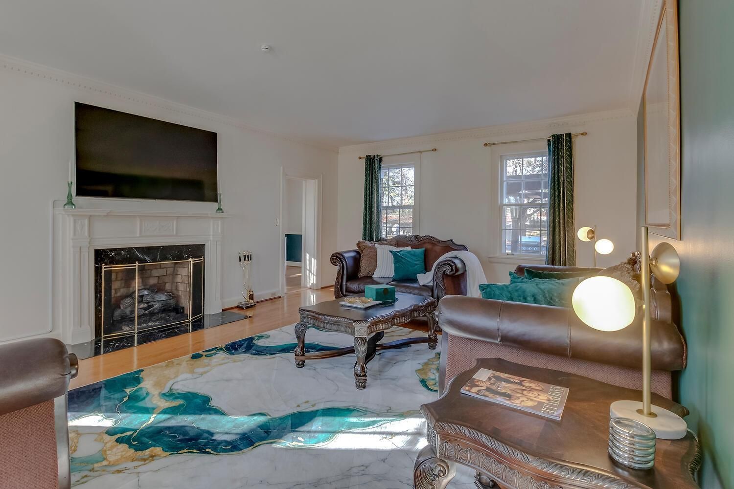 Villa Charmed Manor-5 Mi To Dt, Opry & Airport, Beautiful Antique Estate, Sleeps 12